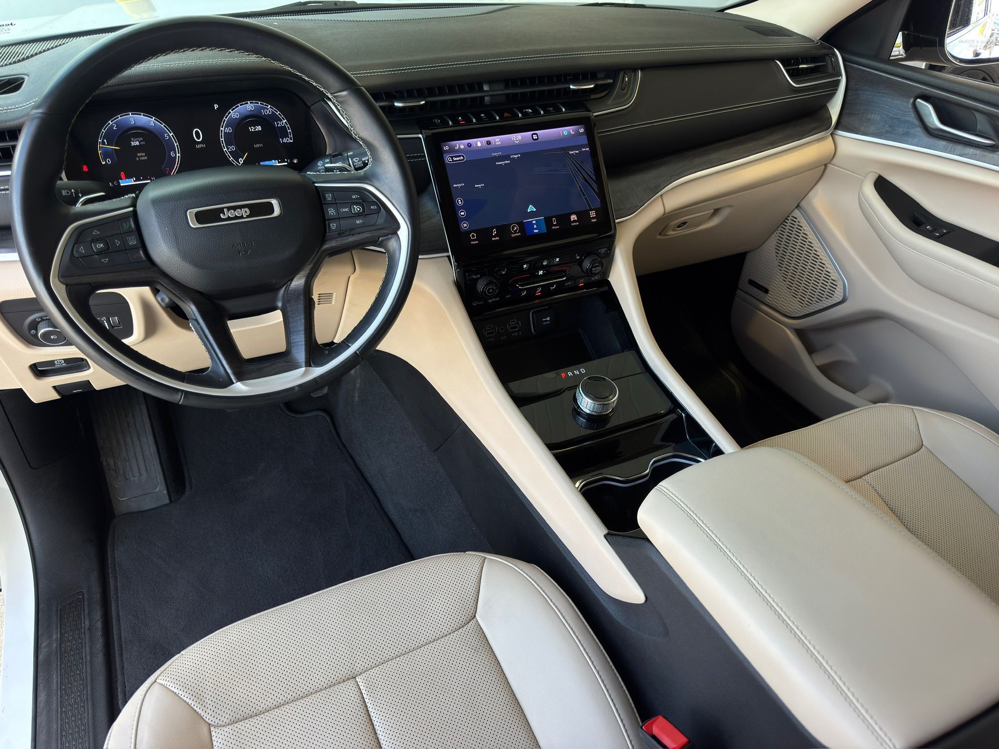 2022 Jeep Grand Cherokee Limited - 1