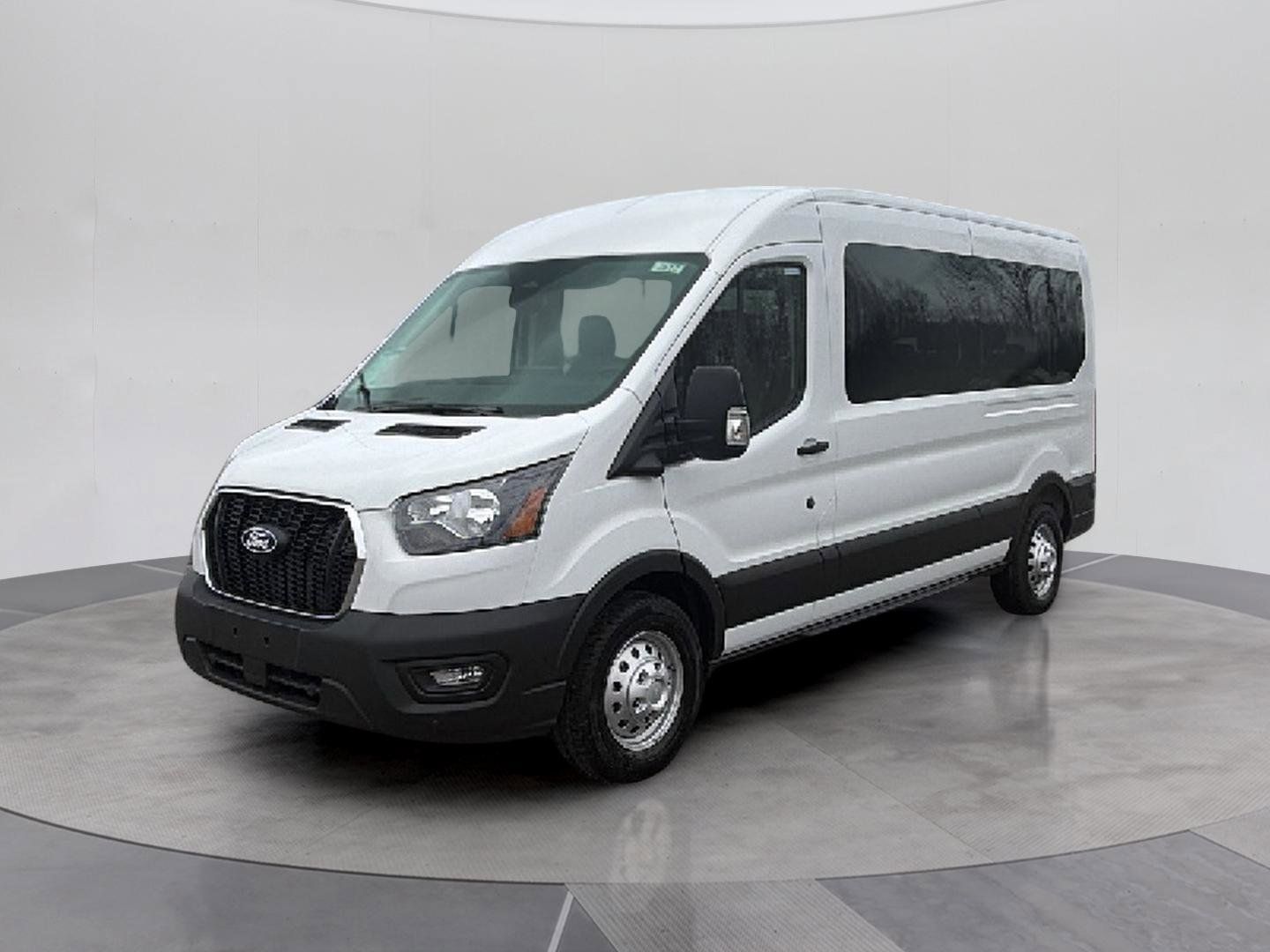  Ford Transit-350