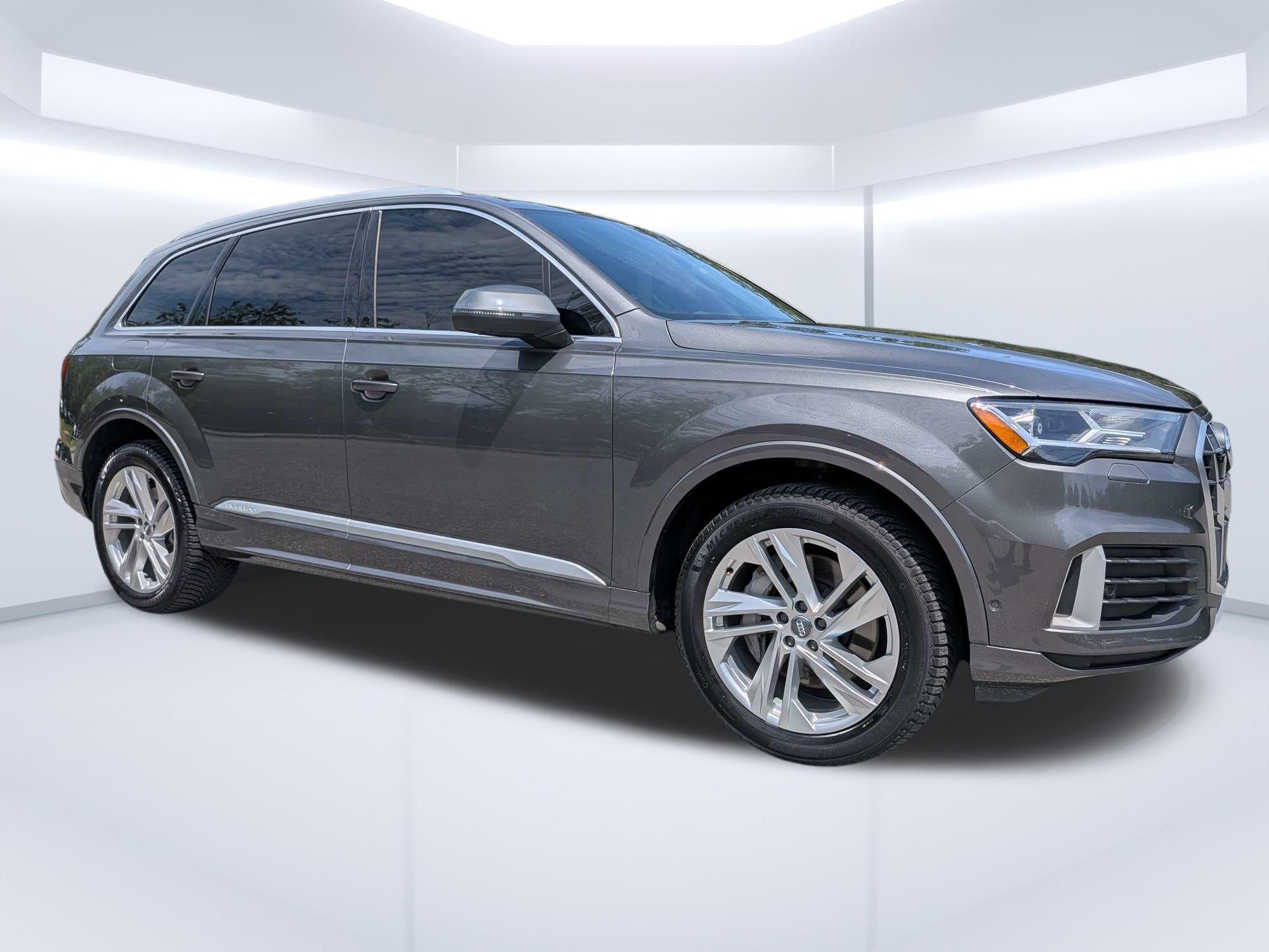 2020 Audi Q7 45 Premium Plus quattro Tiptronic's photo