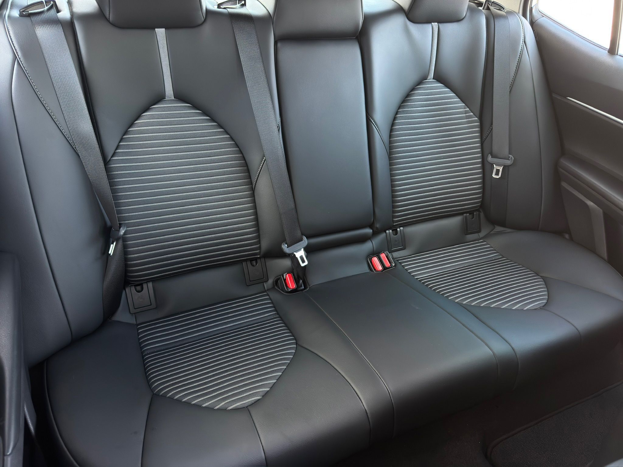 2023 Toyota Camry SE White at Supreme Chevrolet of Gonzales