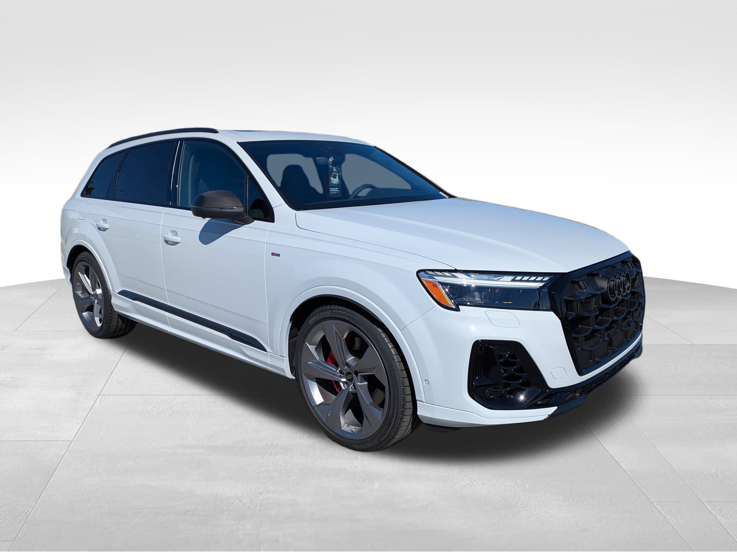 2026 Audi Q7 55 Prestige photo 2