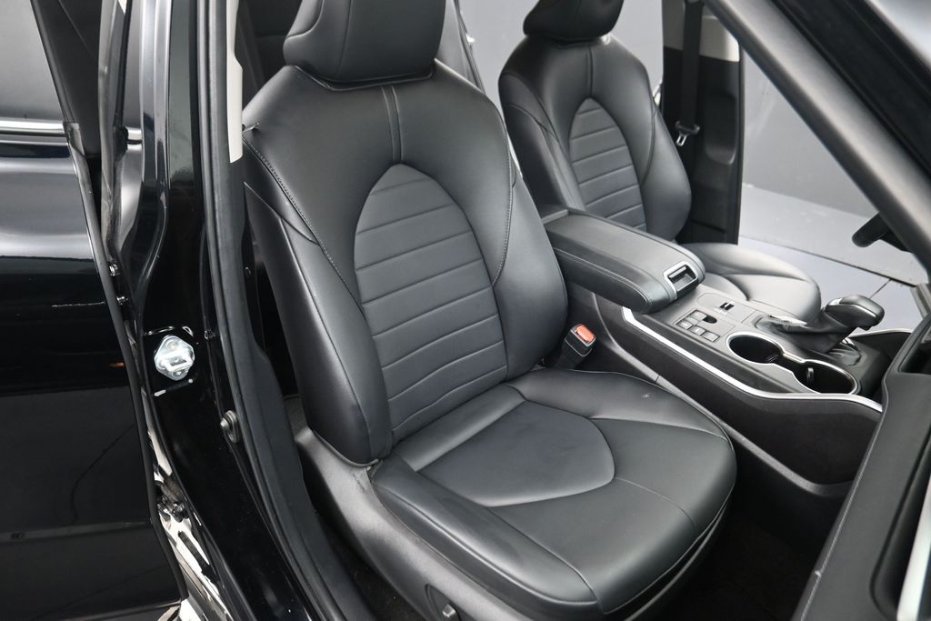 2024 Toyota Highlander XLE Black at Don McGill Toyota