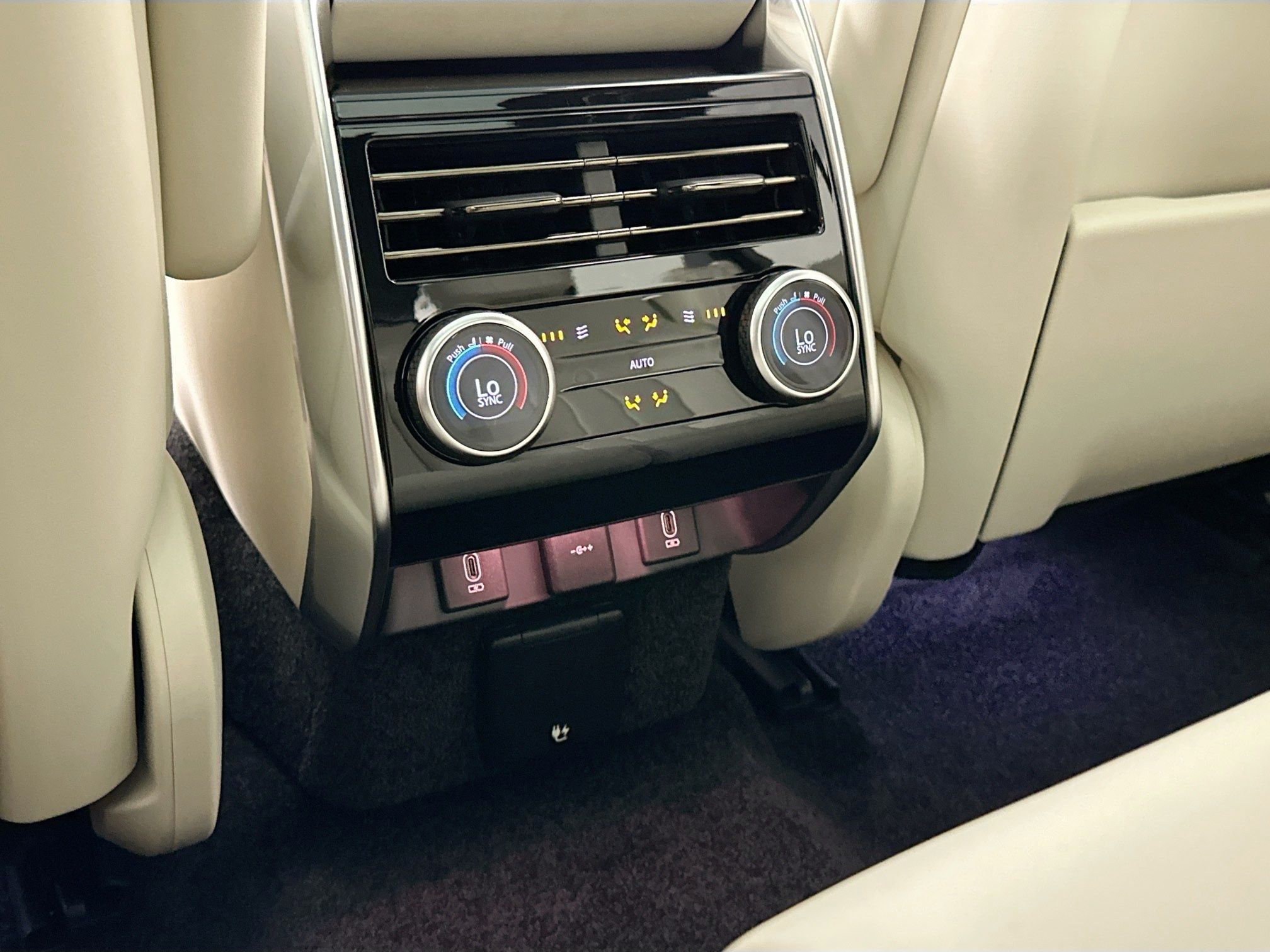 new 2026 Land Rover Range Rover car, priced at $132,165