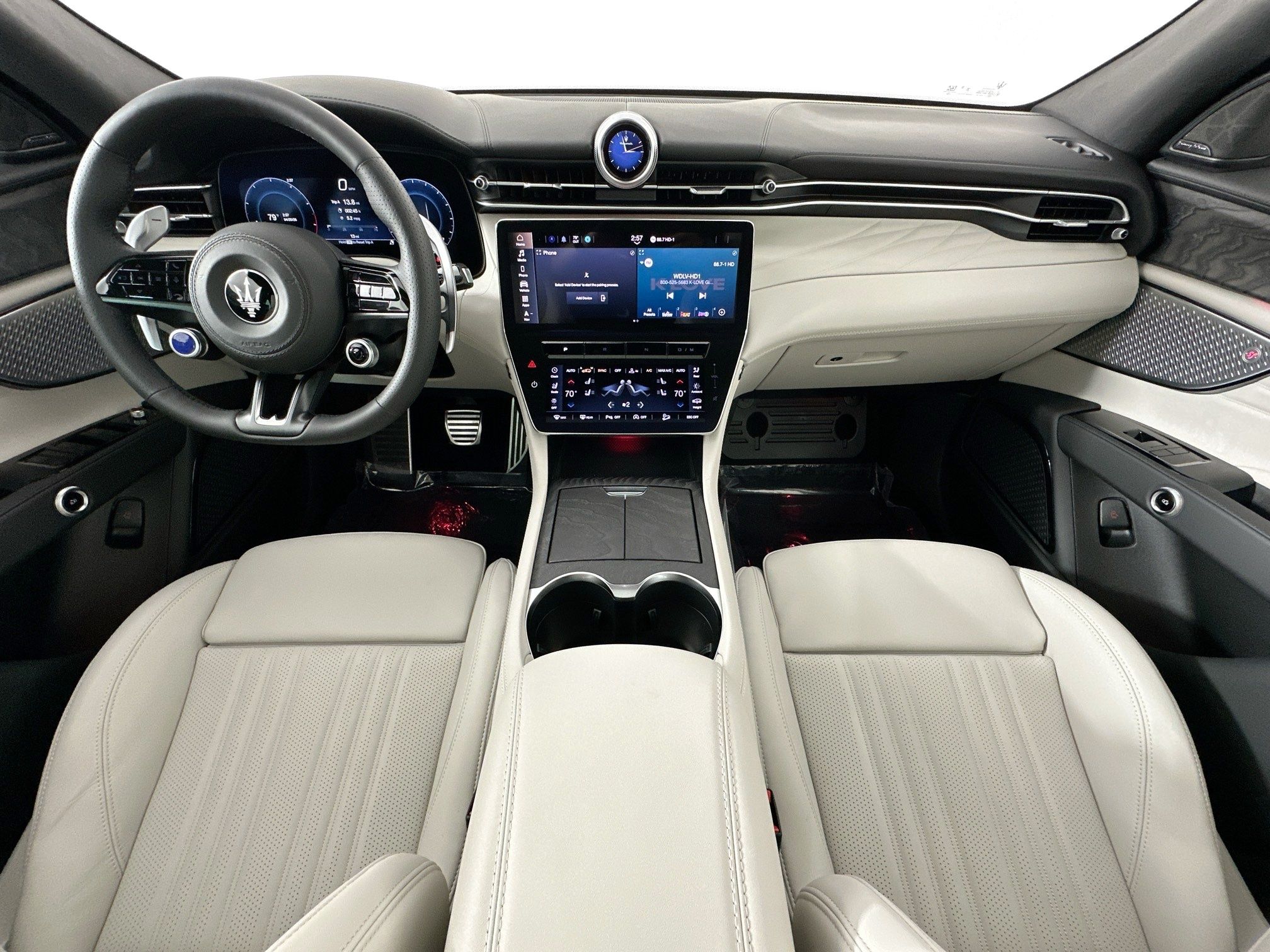new 2026 Maserati Grecale car, priced at $94,765