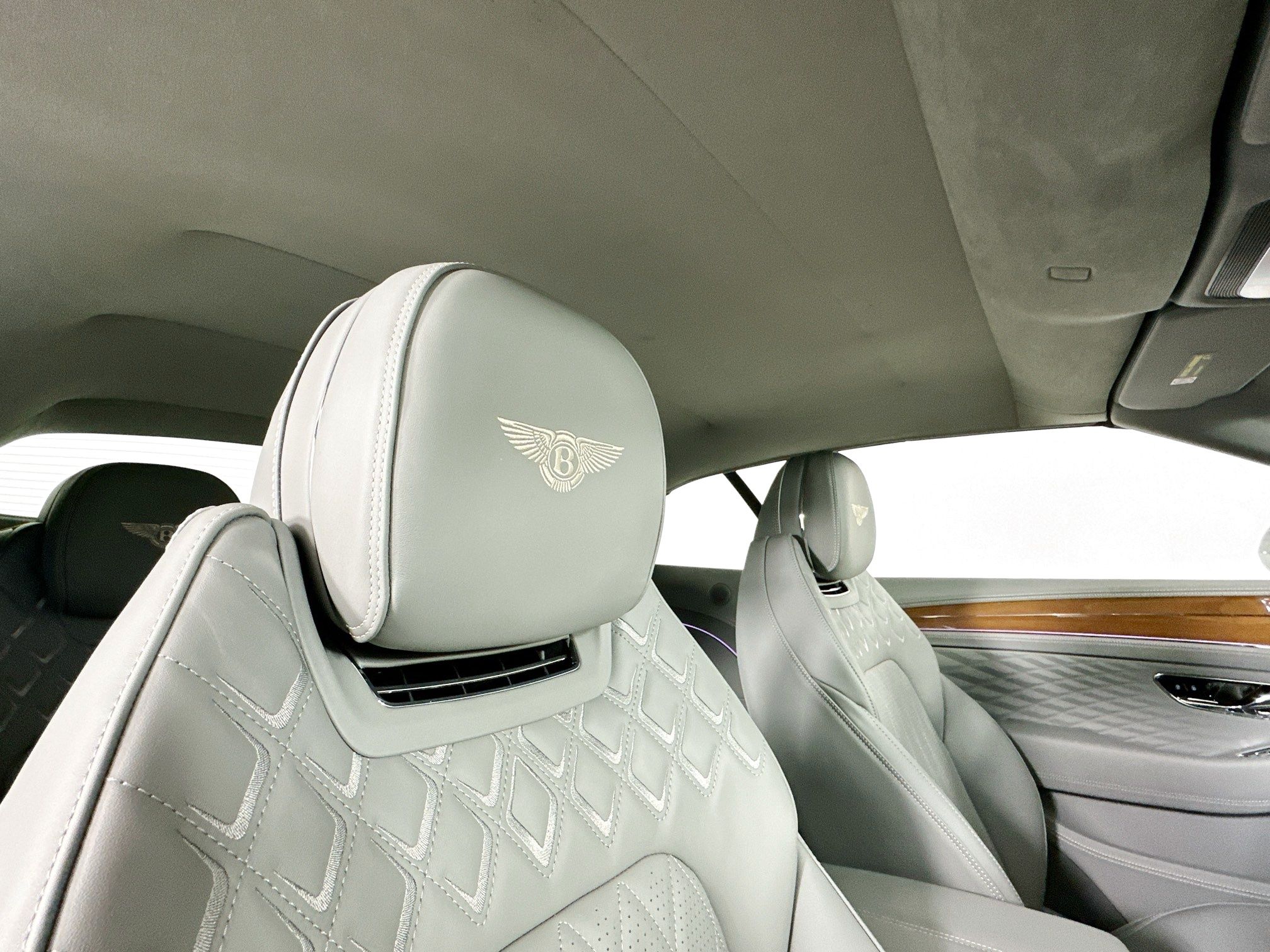 new 2026 Bentley Continental GTC car