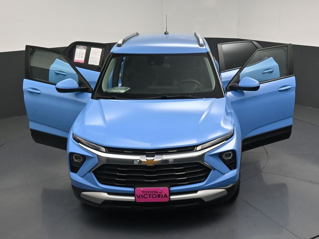 2024 Chevrolet TrailBlazer LT Blue at DeMontrond Automotive Group