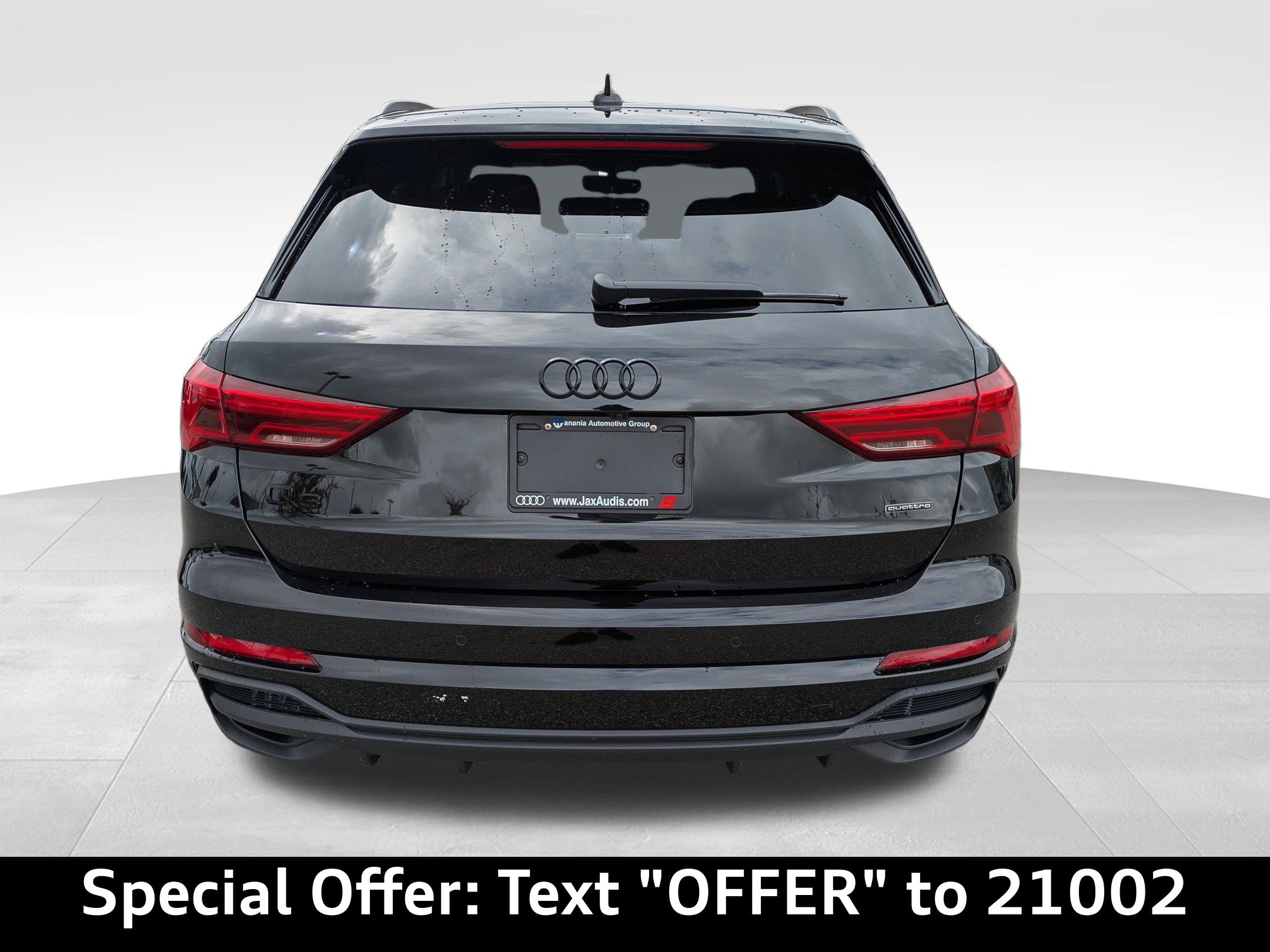 2025 Audi Q3 Premium Plus S line 45 TFSI photo 4