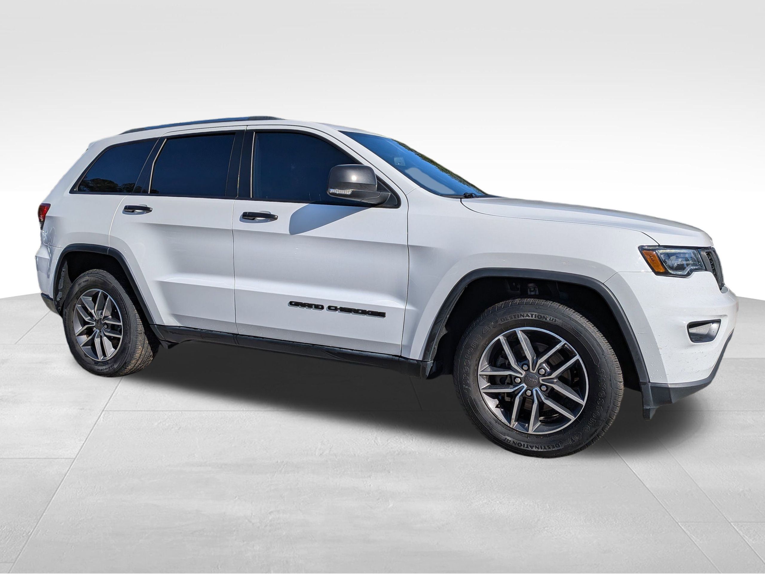 2019 Jeep Grand Cherokee Limited's photo