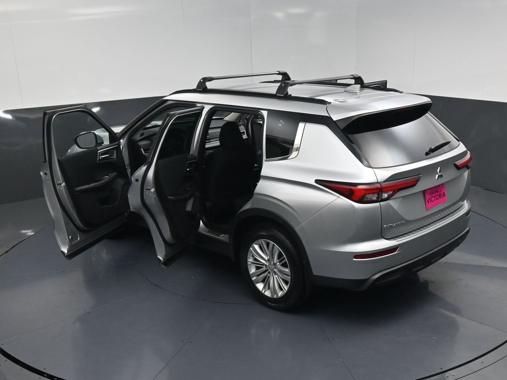 2022 Mitsubishi Outlander ES Silver at Emmons Autoplex