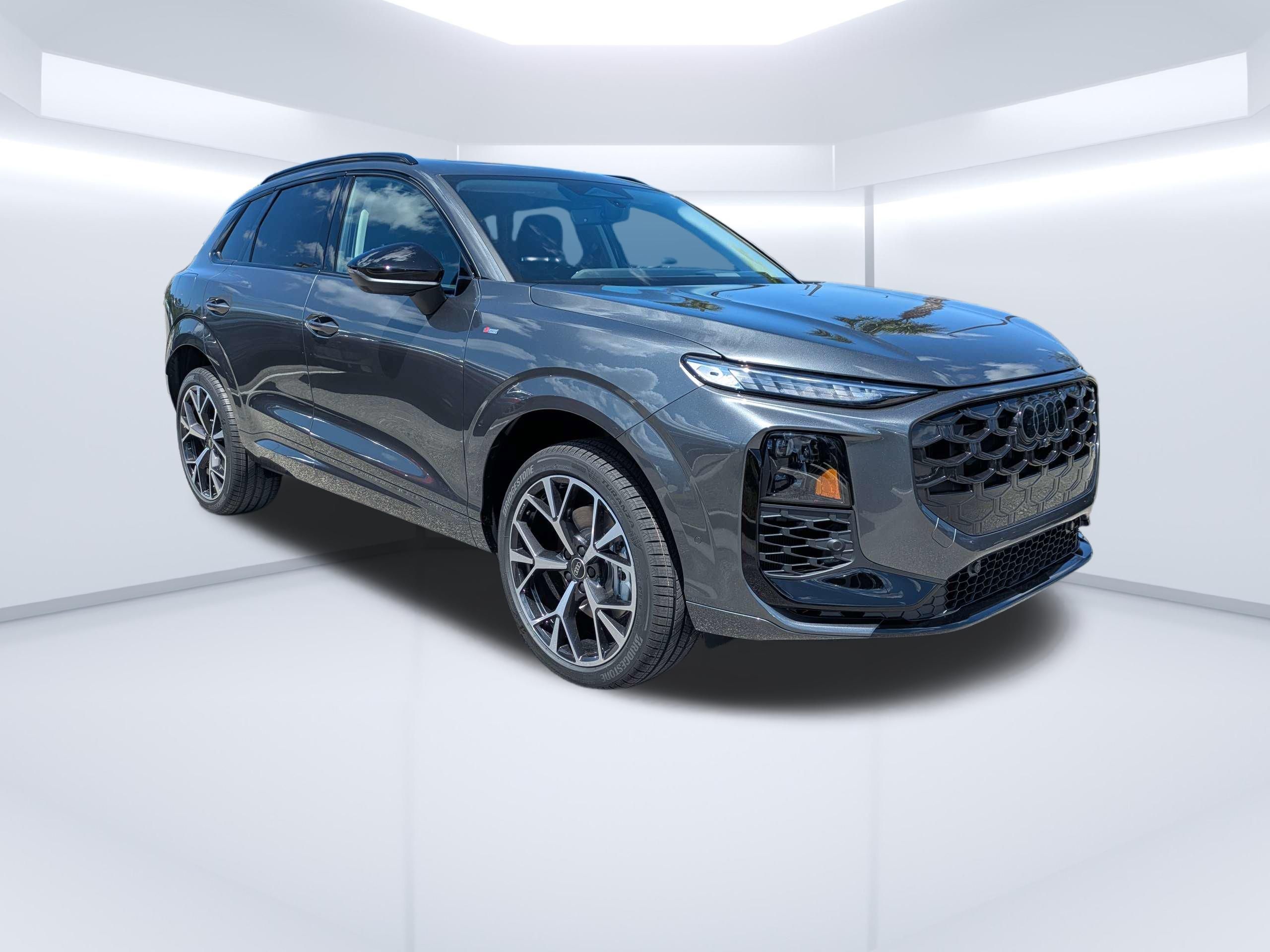 2026 Audi Q3 S line quattro's photo