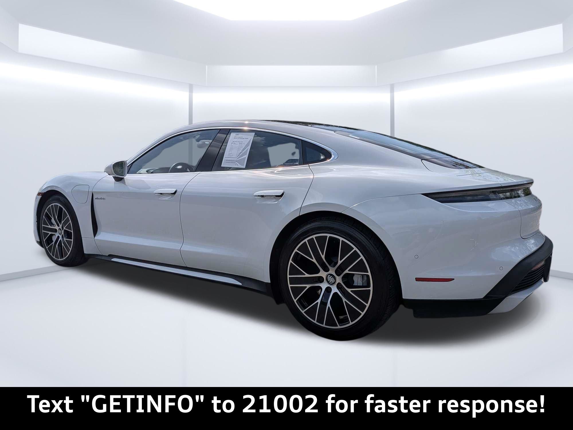 2020 Porsche Taycan Turbo - Photo 6