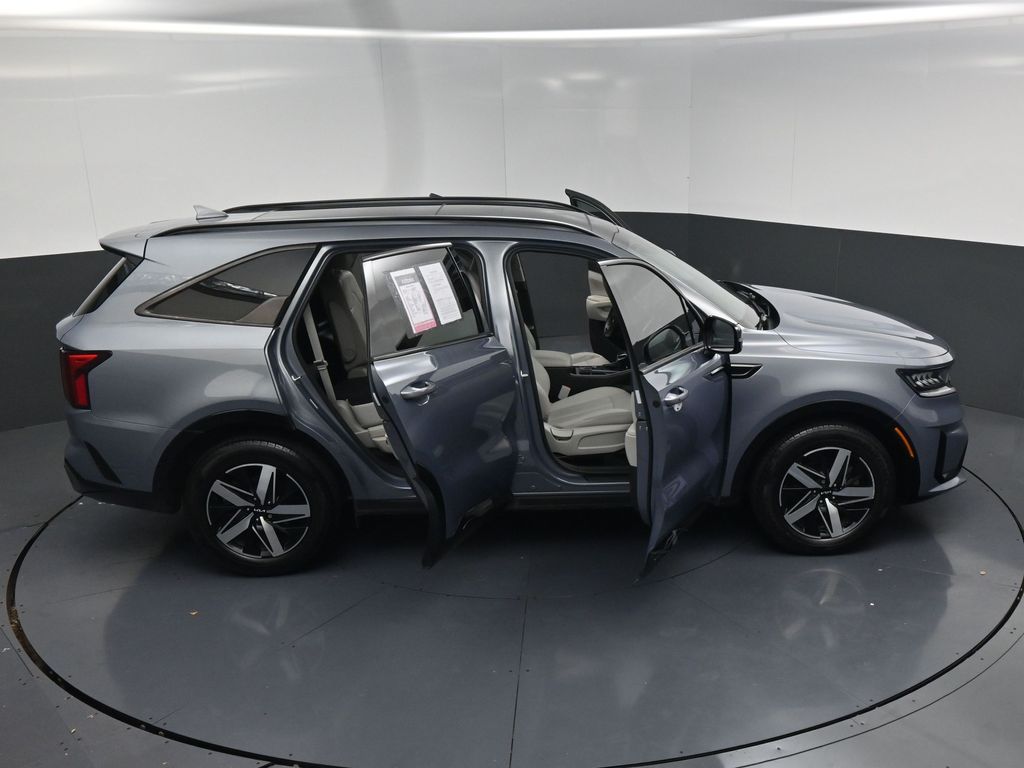 2022 Kia Sorento EX Silver at Baytown Hyundai