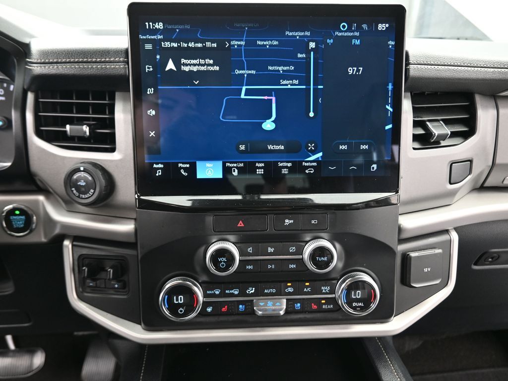 2022 Ford Expedition Max XLT White at River Oaks CDJR