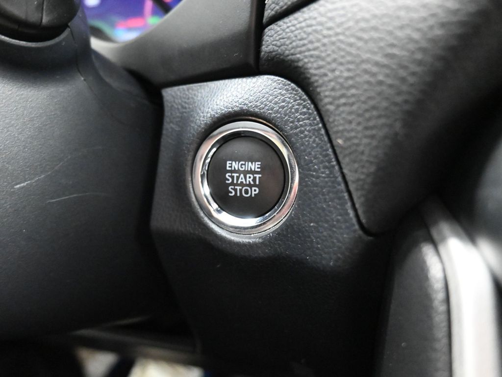 2023 Toyota RAV4 XLE Premium - 10