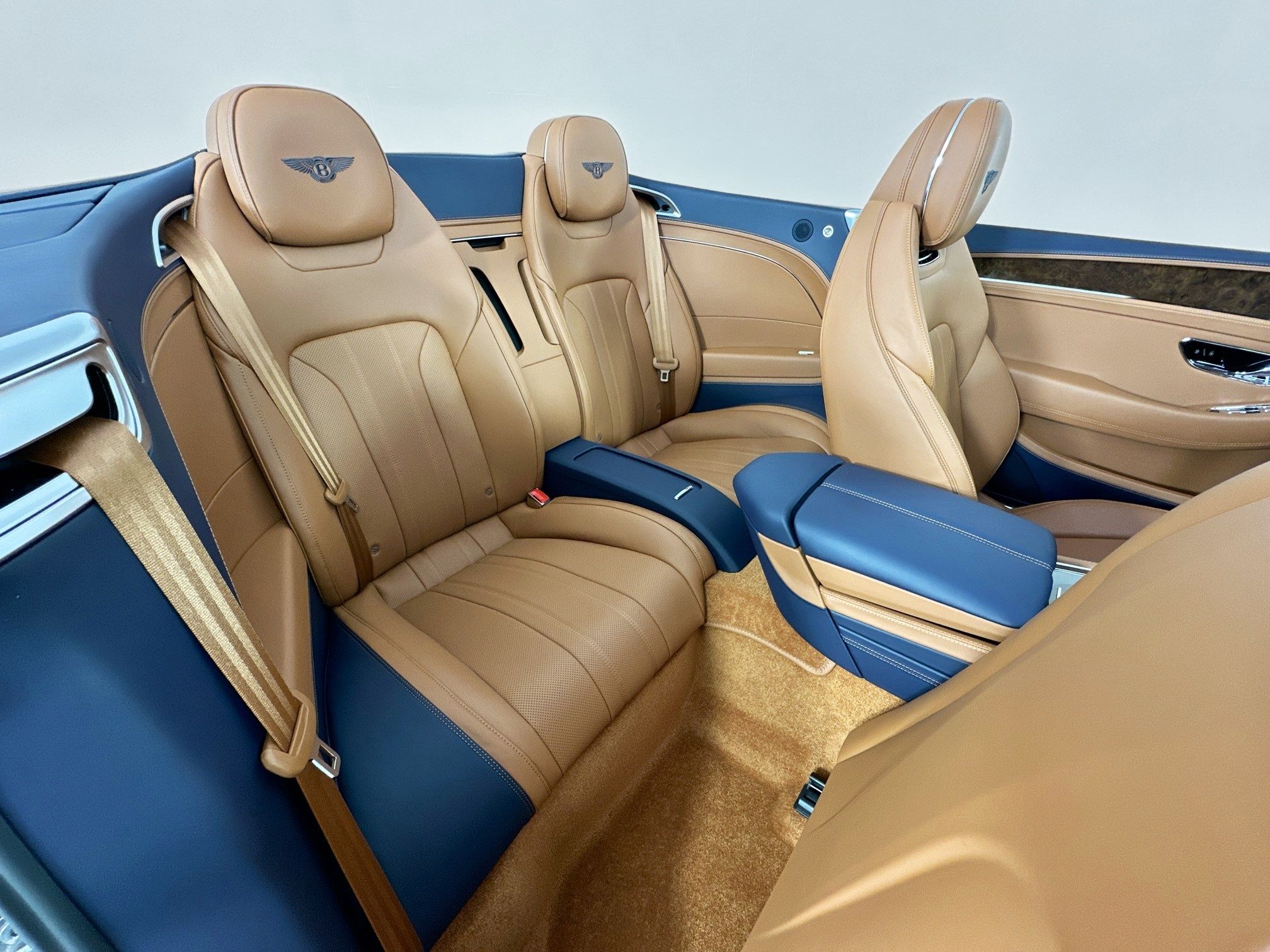 new 2026 Bentley Continental GTC car