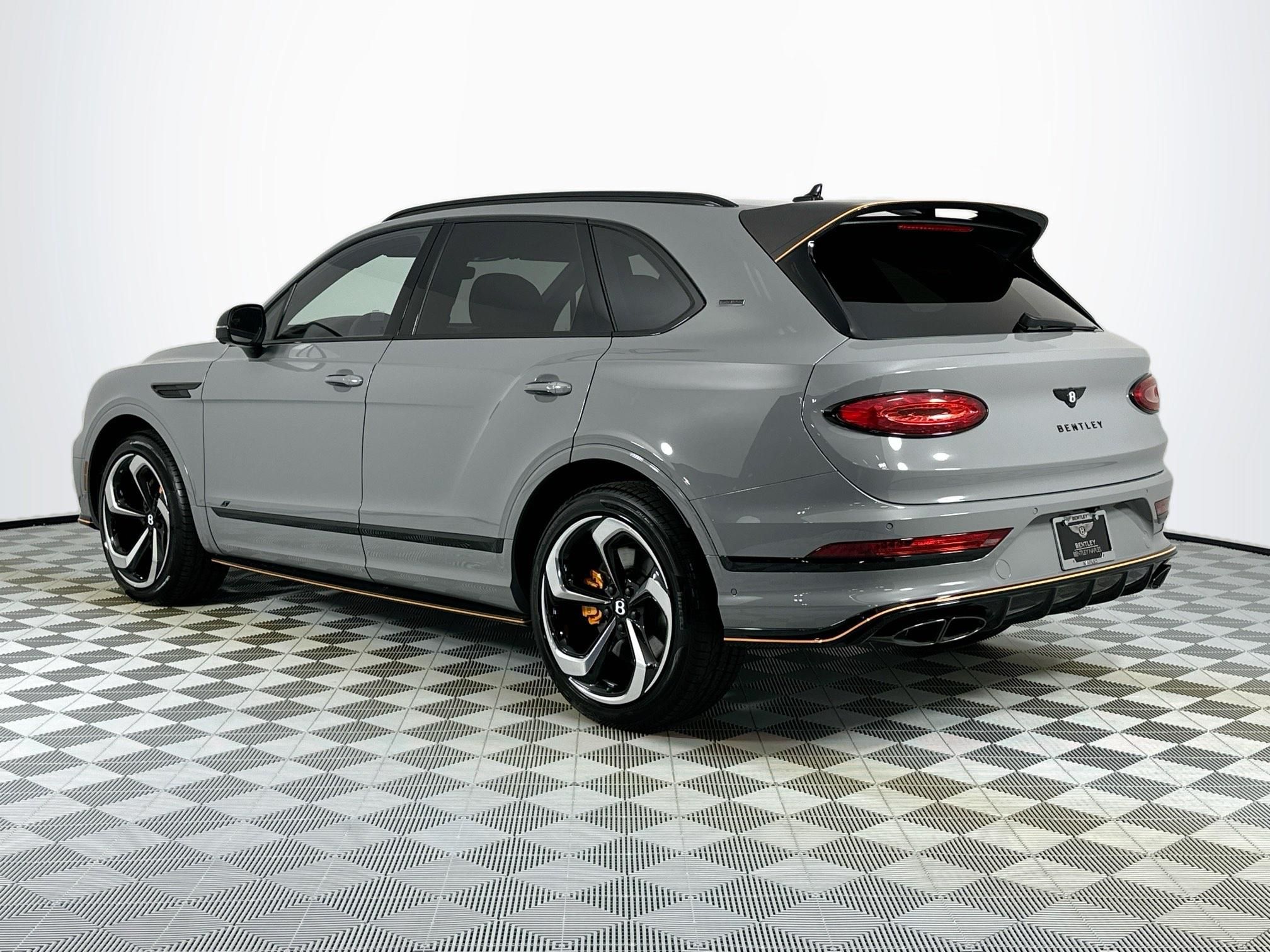 new 2025 Bentley Bentayga car