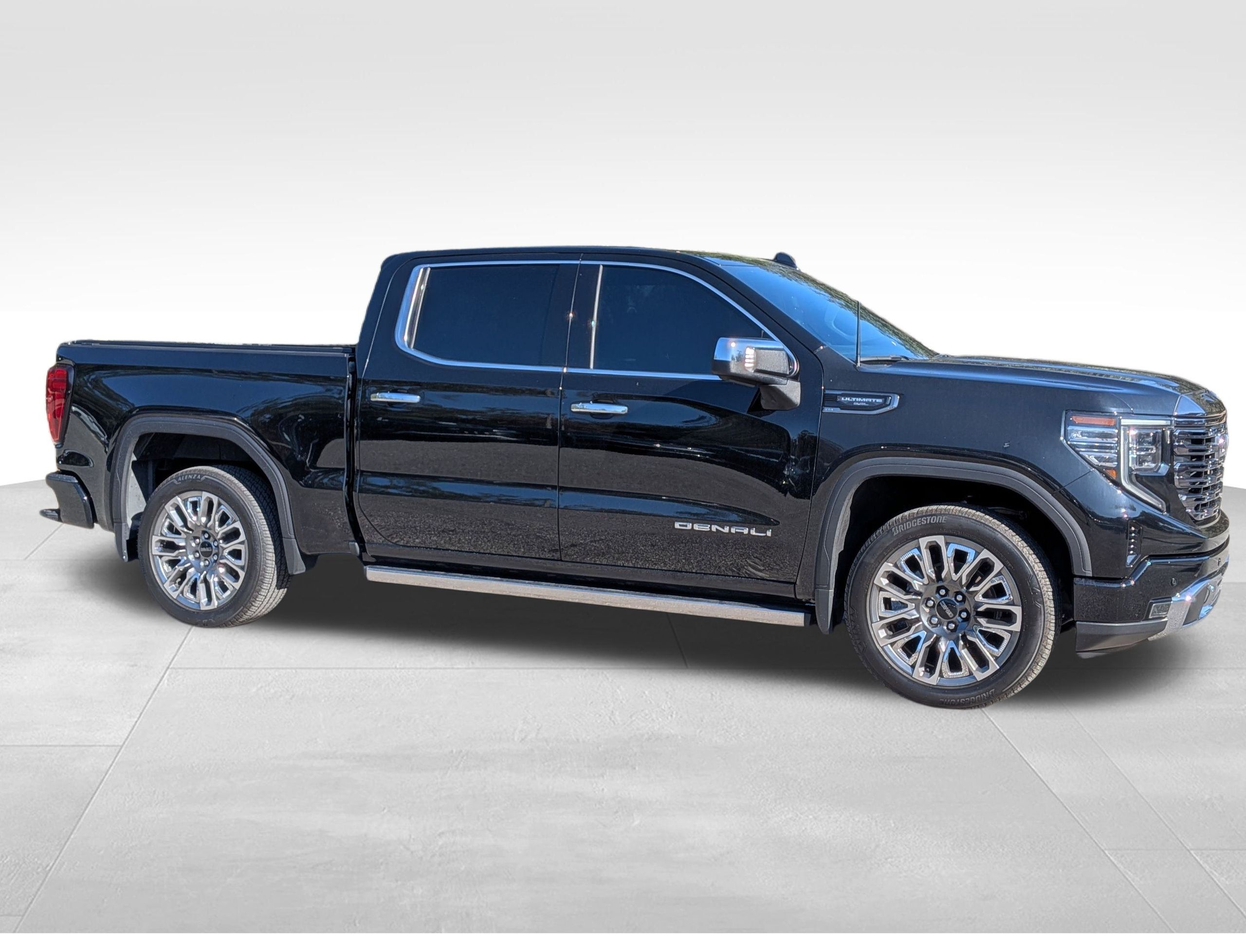 2024 GMC Sierra 1500 Denali Denali Ultimate's photo