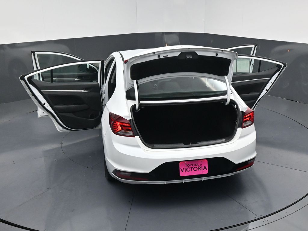 2020 Hyundai Elantra SEL White at Baytown Hyundai