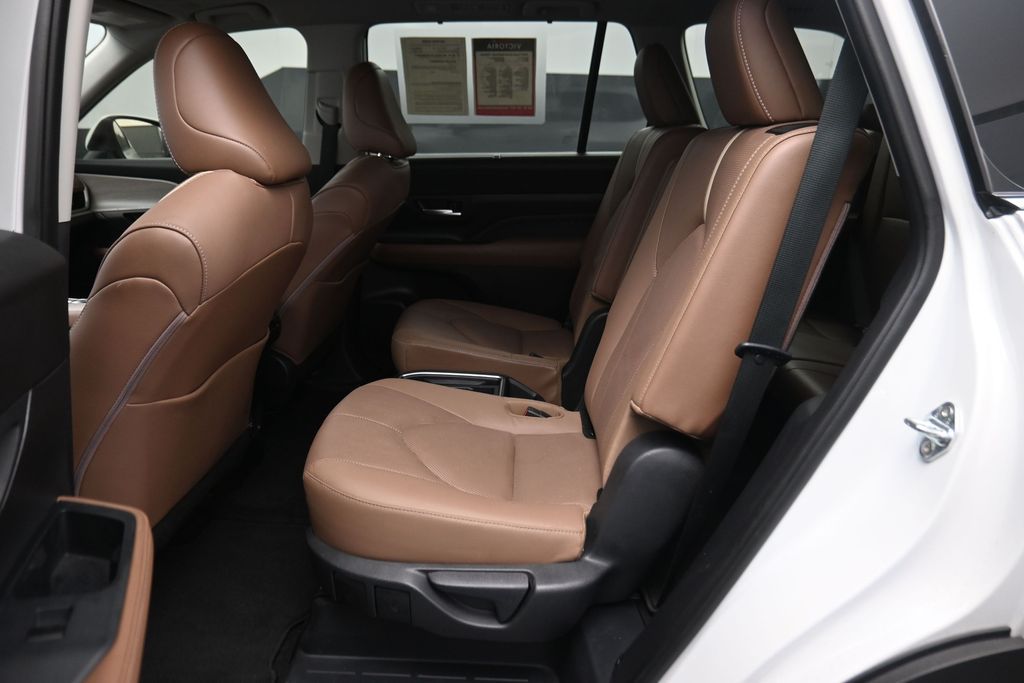 2025 Toyota Grand Highlander Platinum Beige at Gullo Toyota