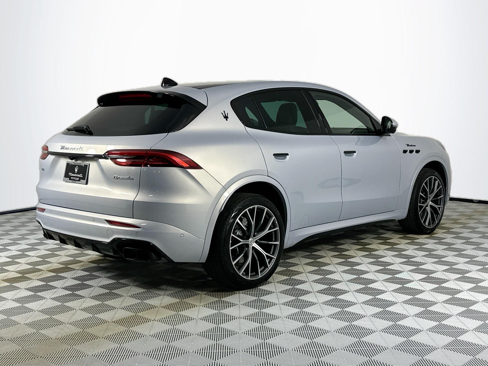 new 2026 Maserati Grecale car, priced at $94,565