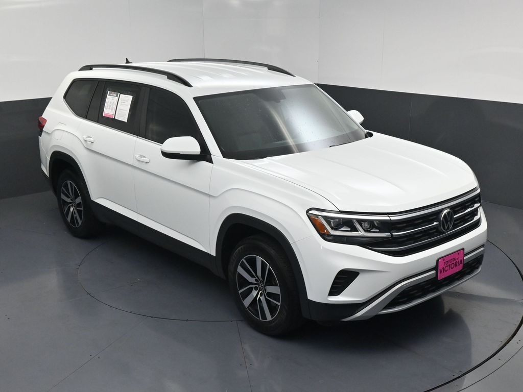 2022 Volkswagen Atlas 2.0T SE White at Wharton Ford