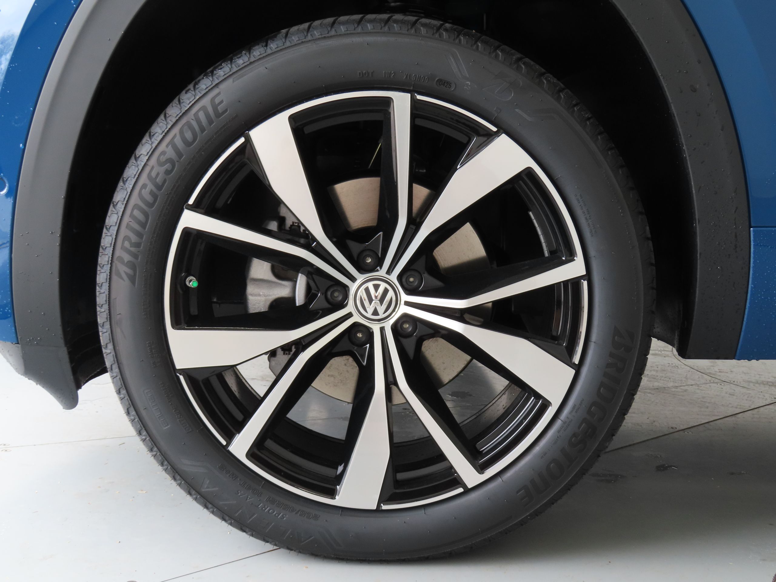 Atlas SEL Premium R-Line 4MOTION