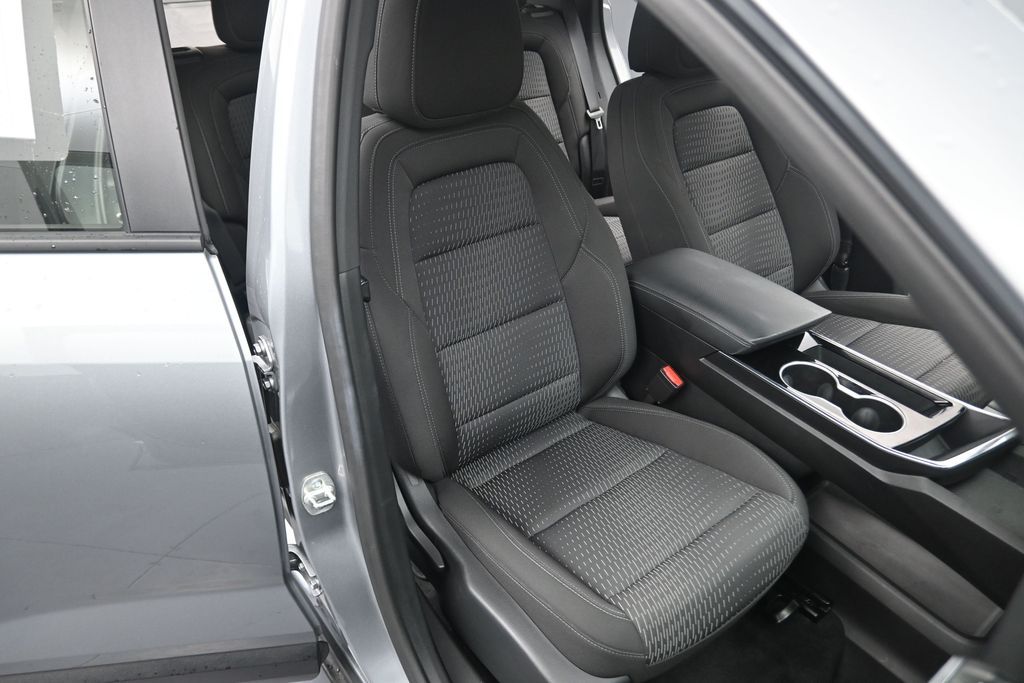 2025 Chevrolet Equinox LT - 11