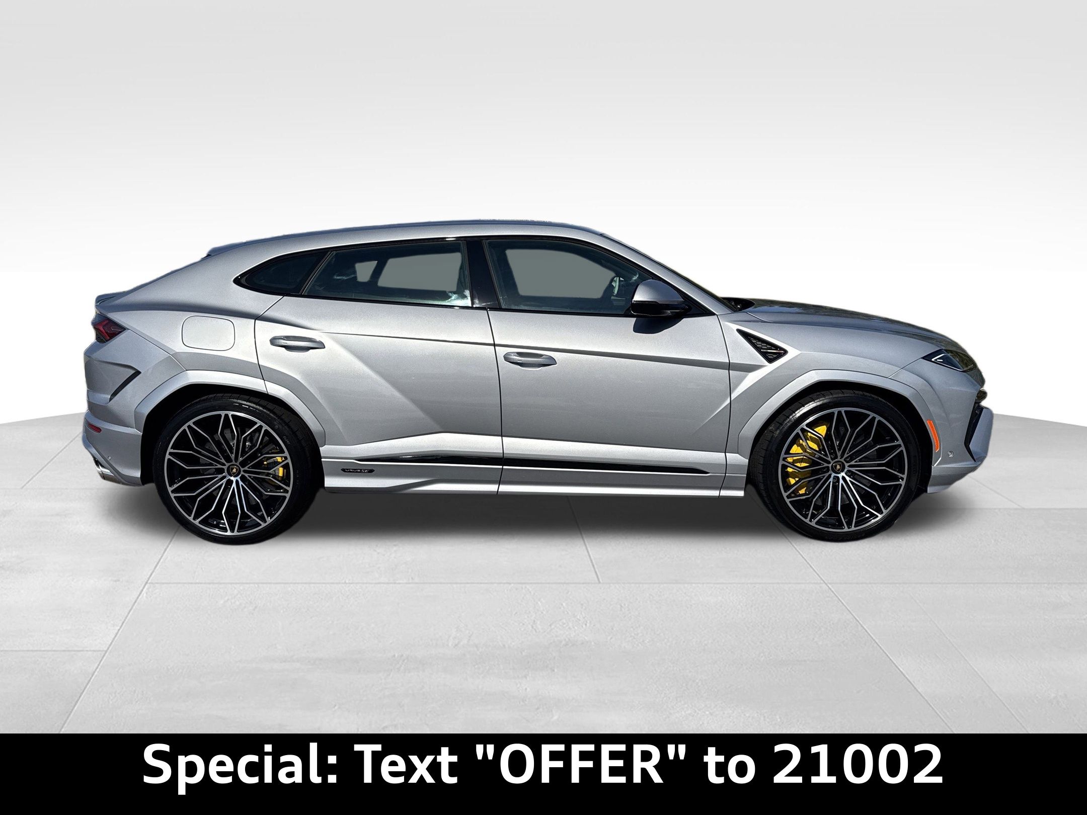 Lamborghini 2025 Urus SE