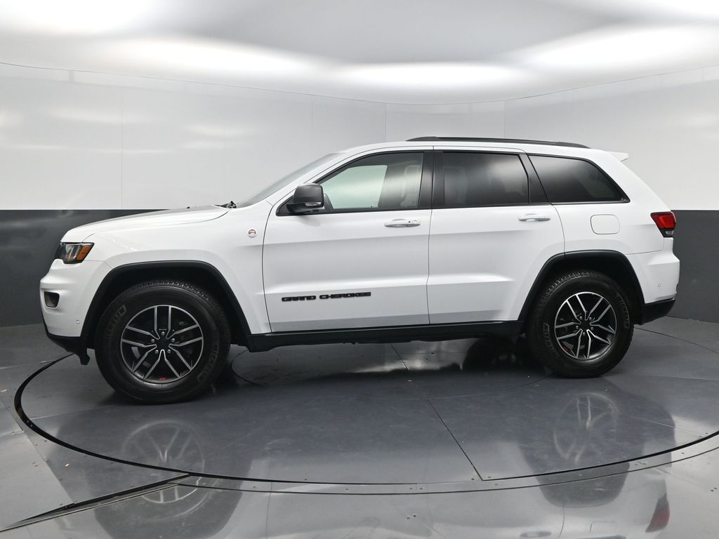 2019 Jeep Grand Cherokee Trailhawk White at Genesis of Spring