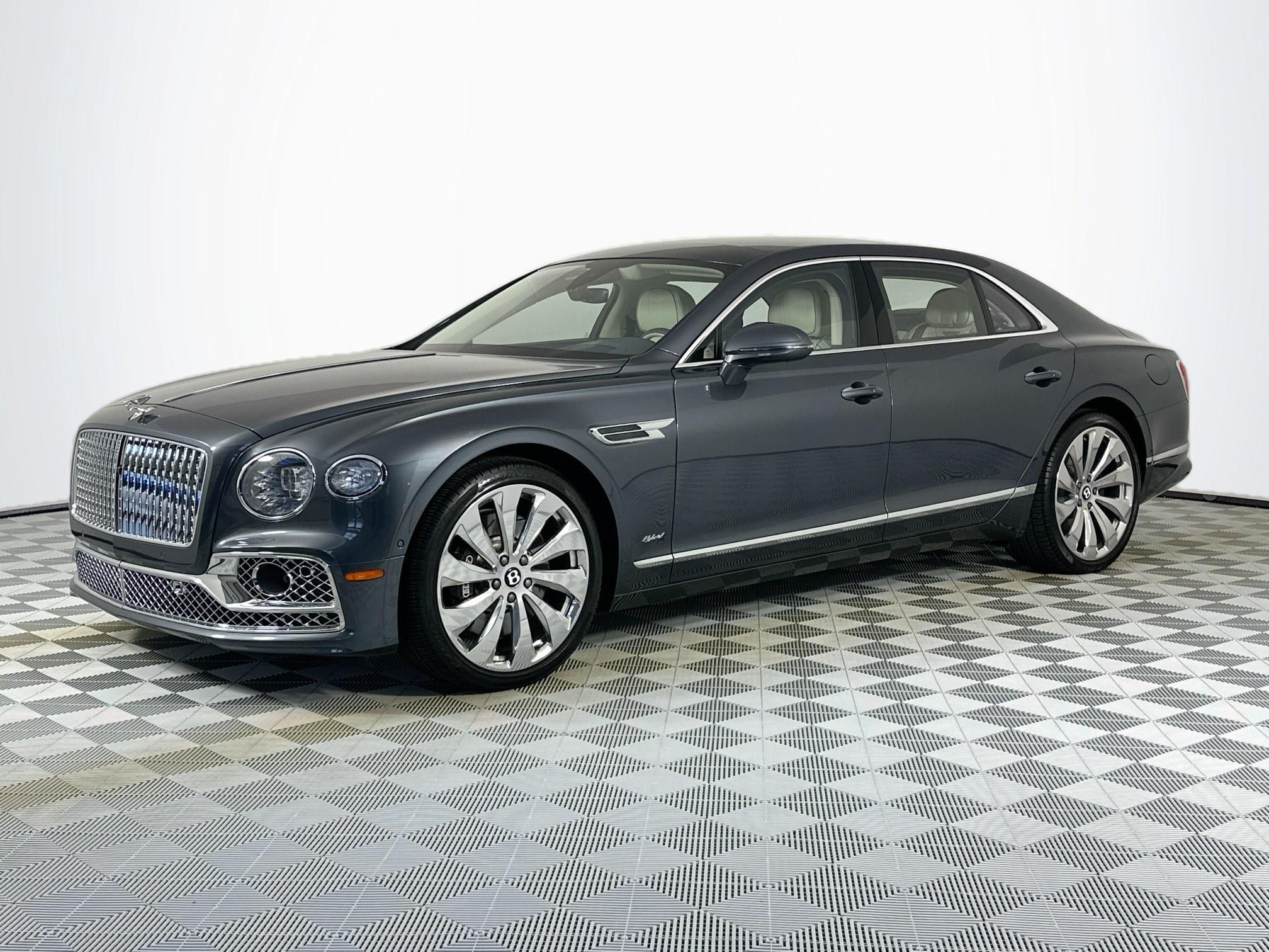used 2022 Bentley Flying Spur Hybrid car, priced at $189,998
