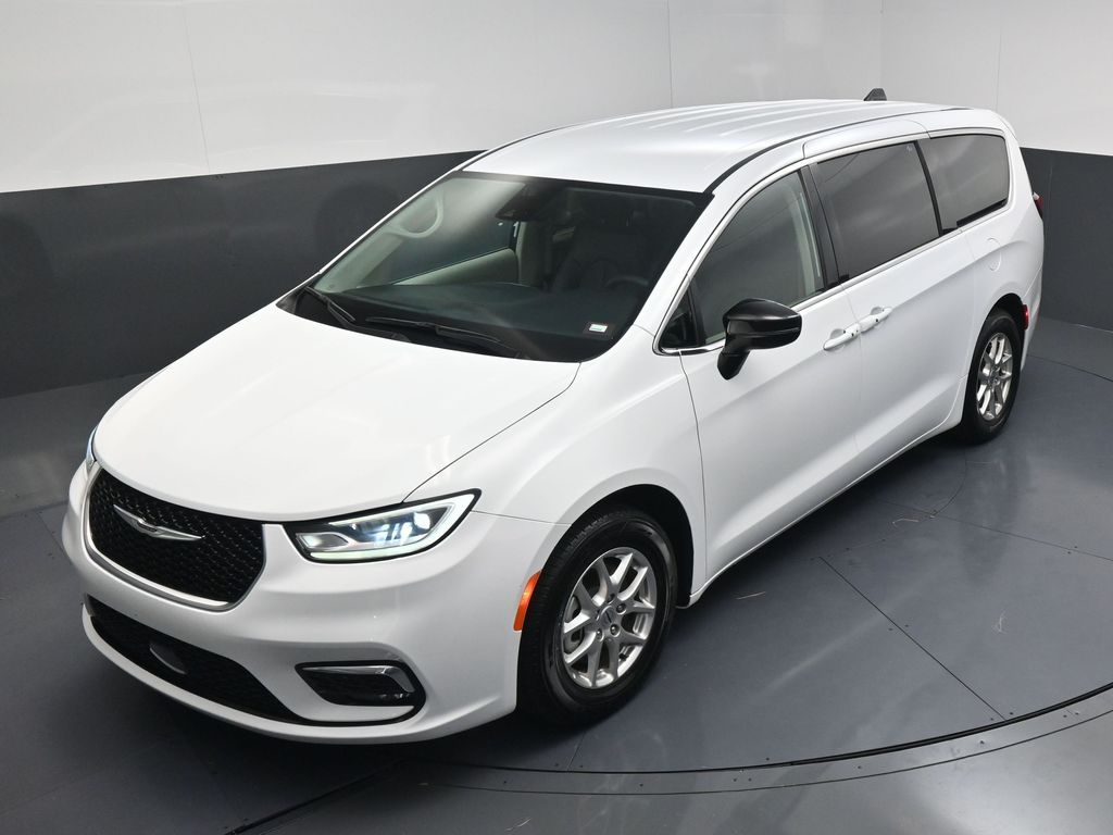 2024 Chrysler Pacifica Touring L White at Texan Dodge Chrysler Jeep Ram
