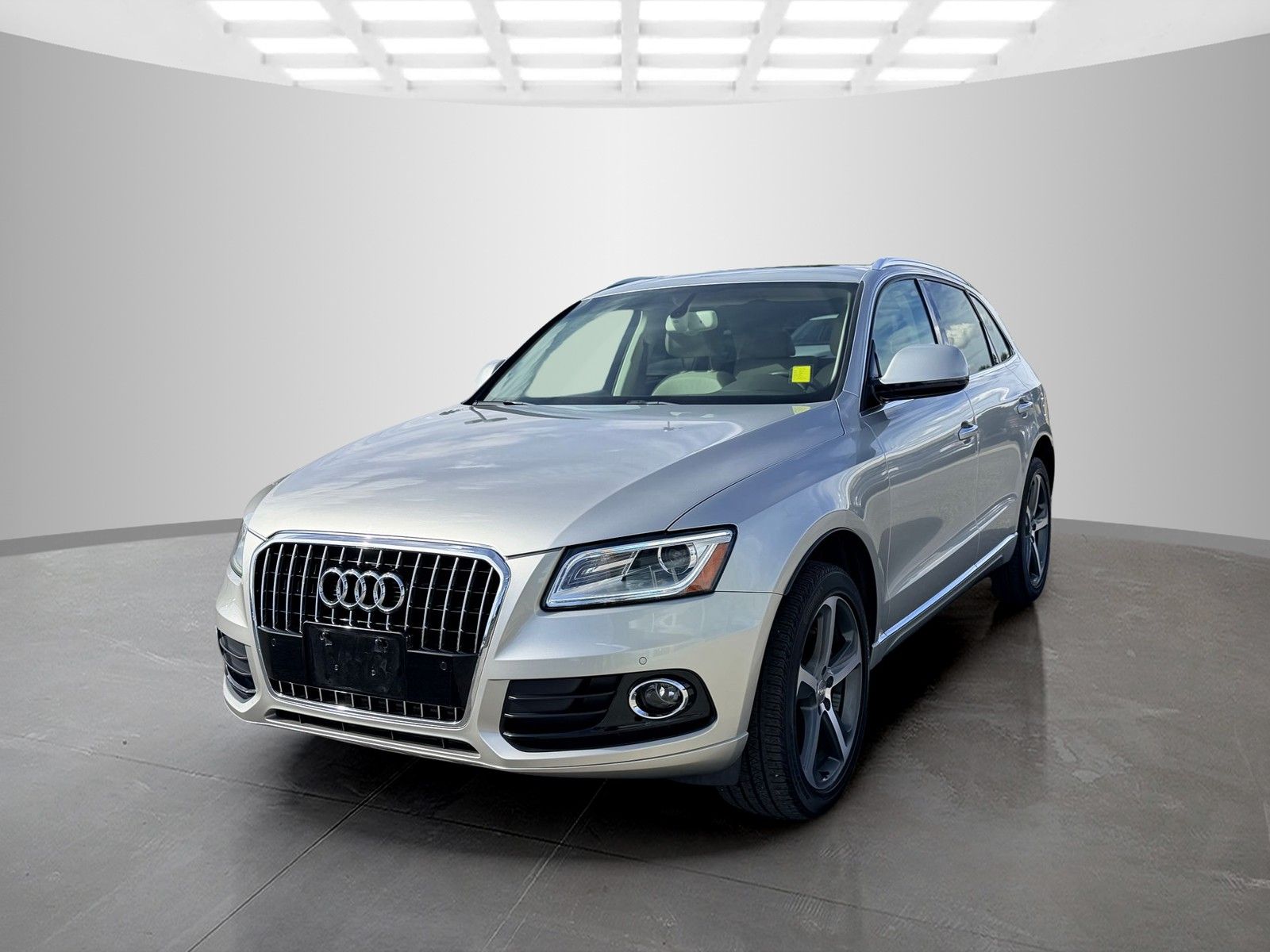 Silver Metallic 2015 Audi Q5 SUV / Crossover All-Wheel Drive 8-Speed Automatic