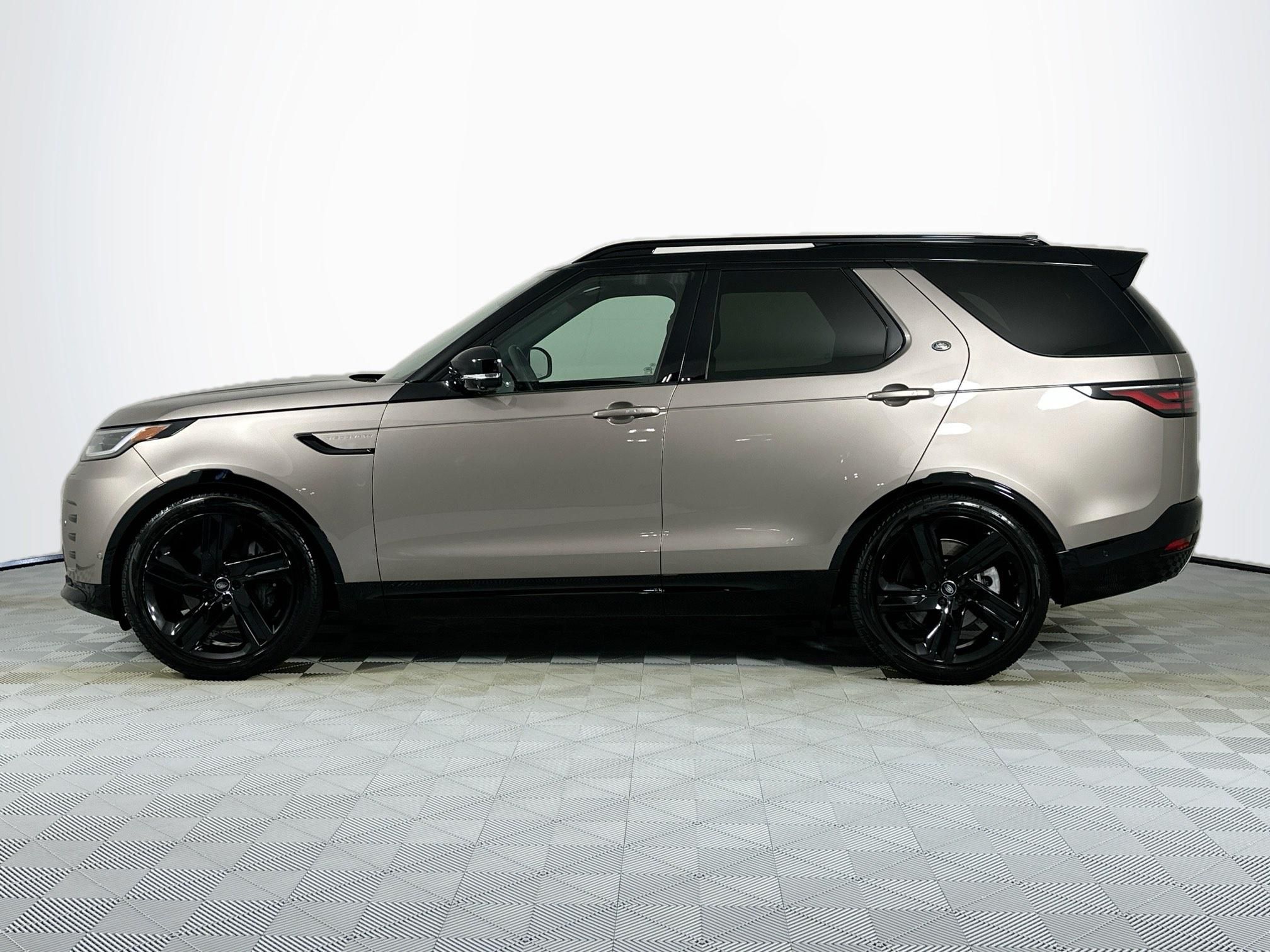 used 2024 Land Rover Discovery car, priced at $60,998