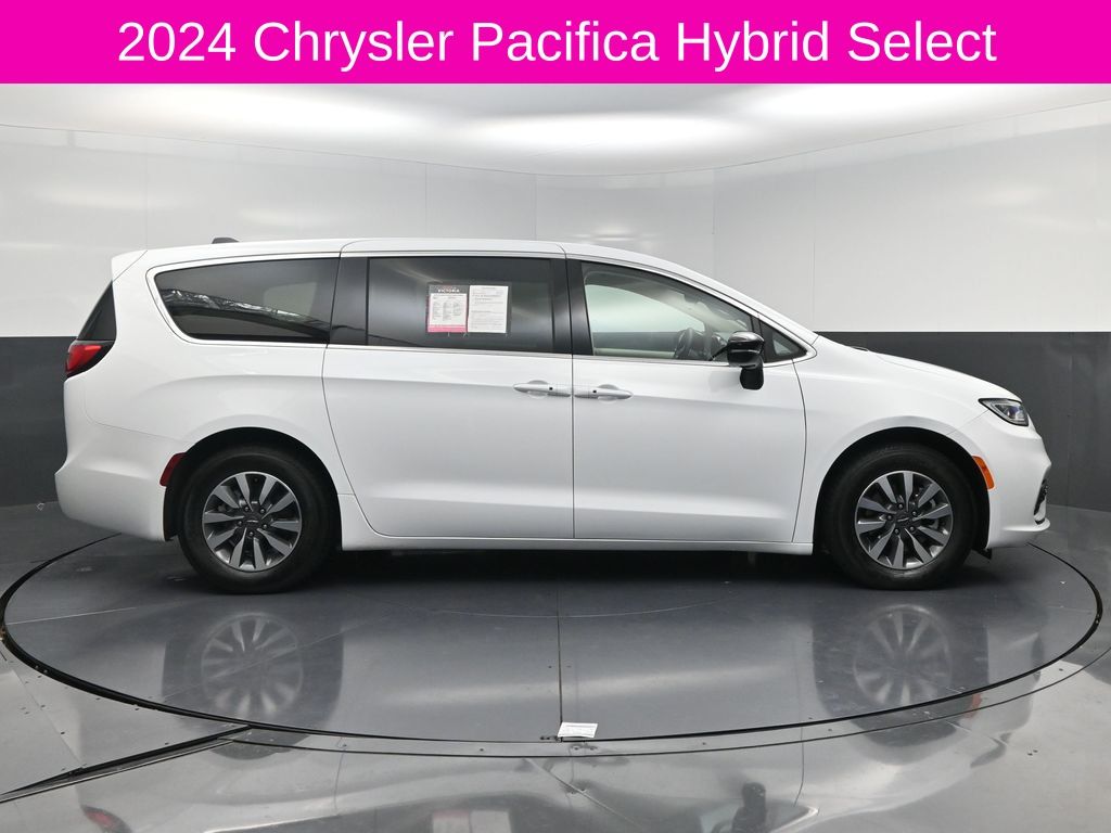 2024 Chrysler Pacifica Hybrid Select White at Bayway Cadillac of The Woodlands