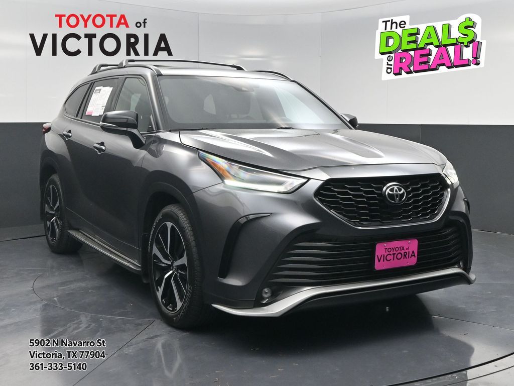 2021 Toyota Highlander XSE Gray at Autostrade