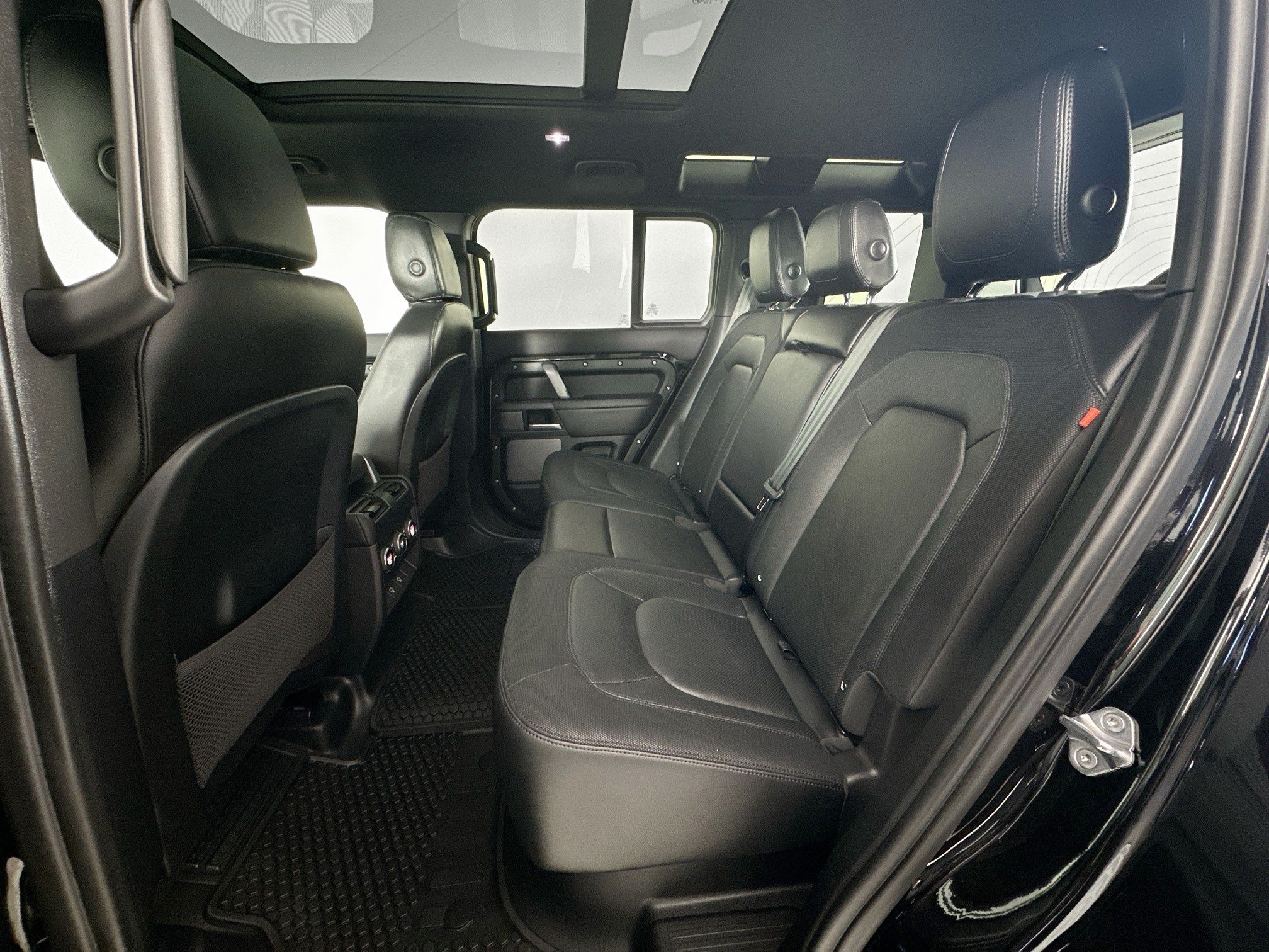used 2024 Land Rover Defender 110 car, priced at $64,998