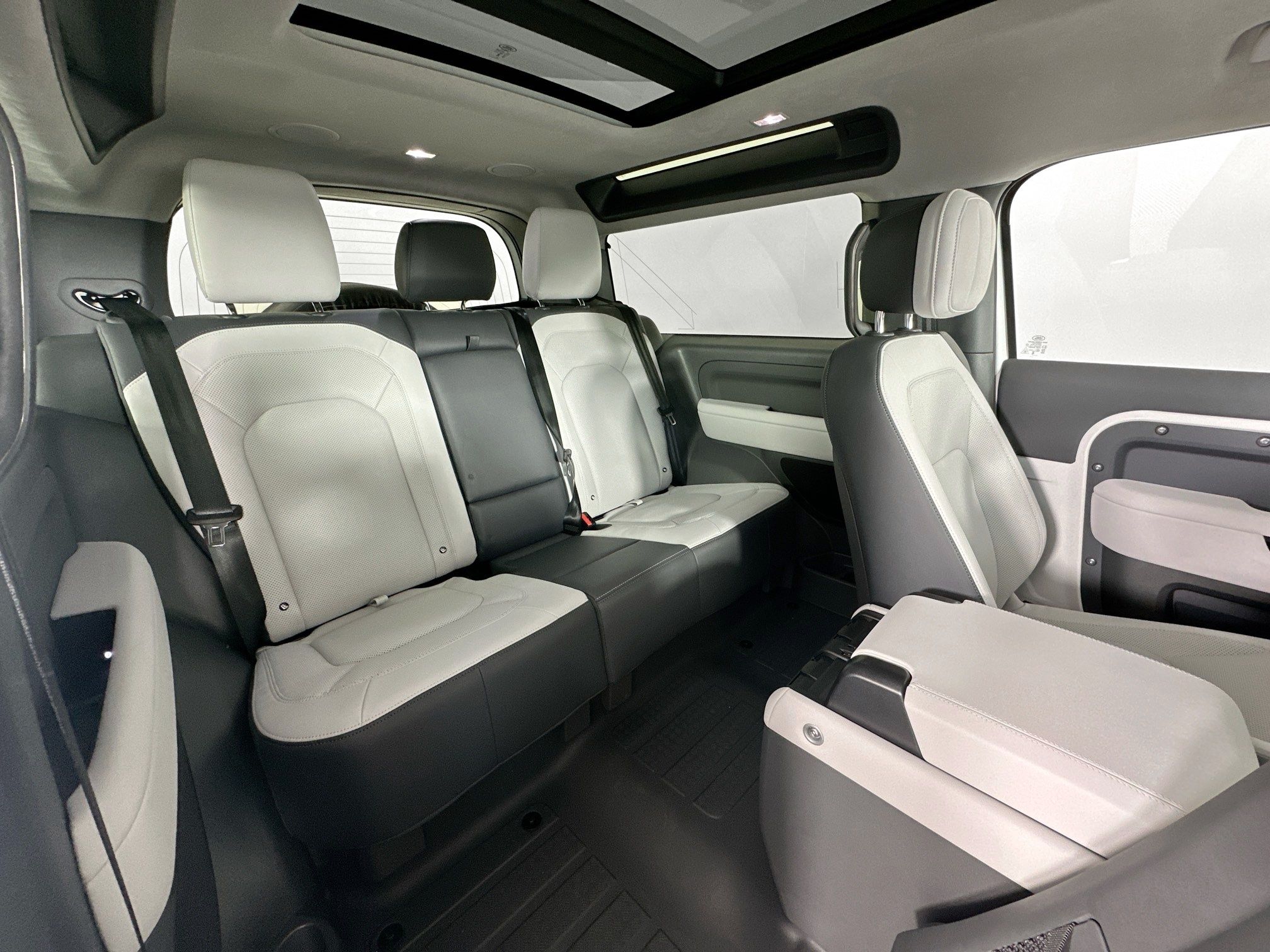 new 2026 Land Rover Defender 90 car, priced at $123,991