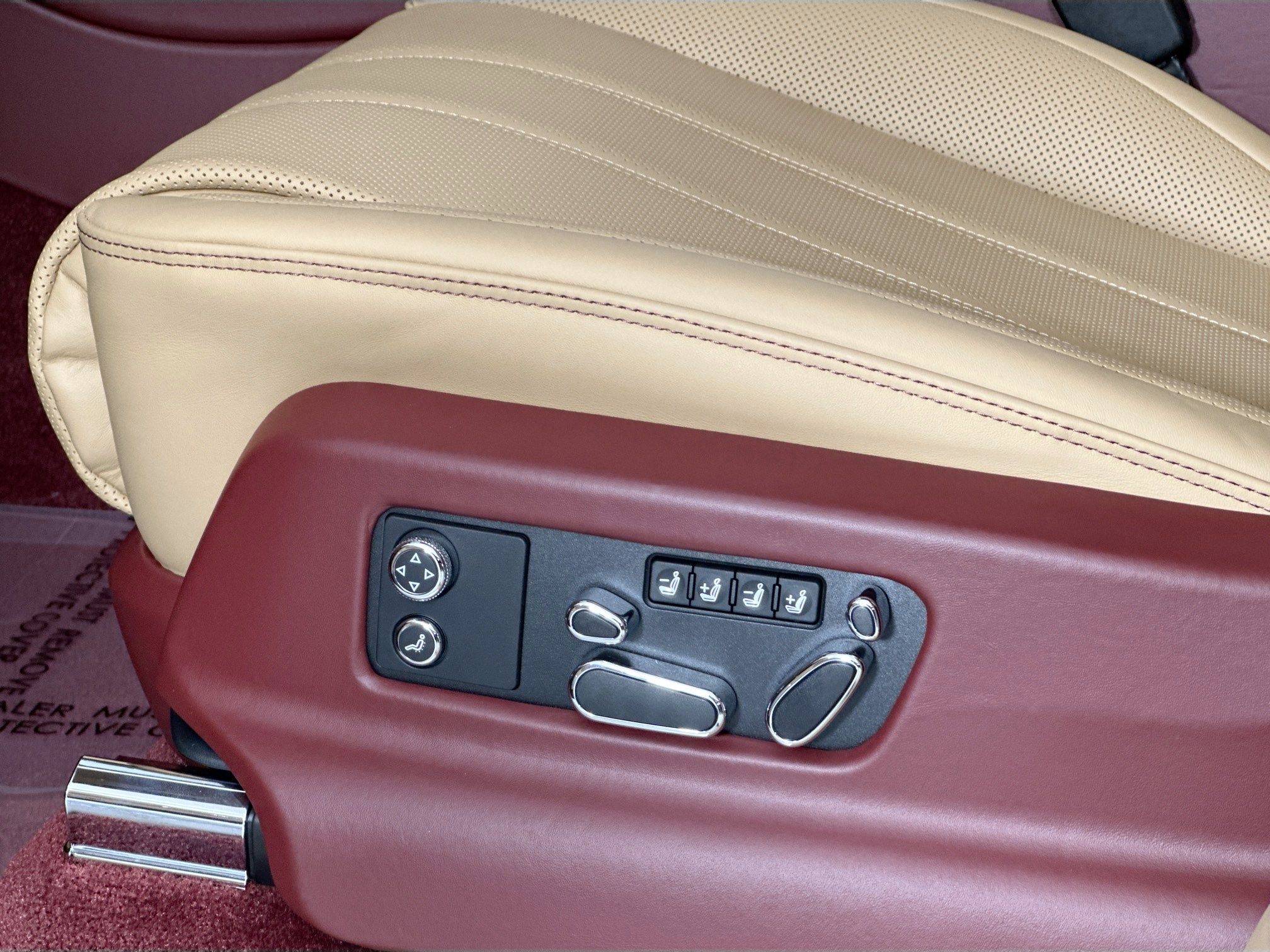 new 2025 Bentley Bentayga car