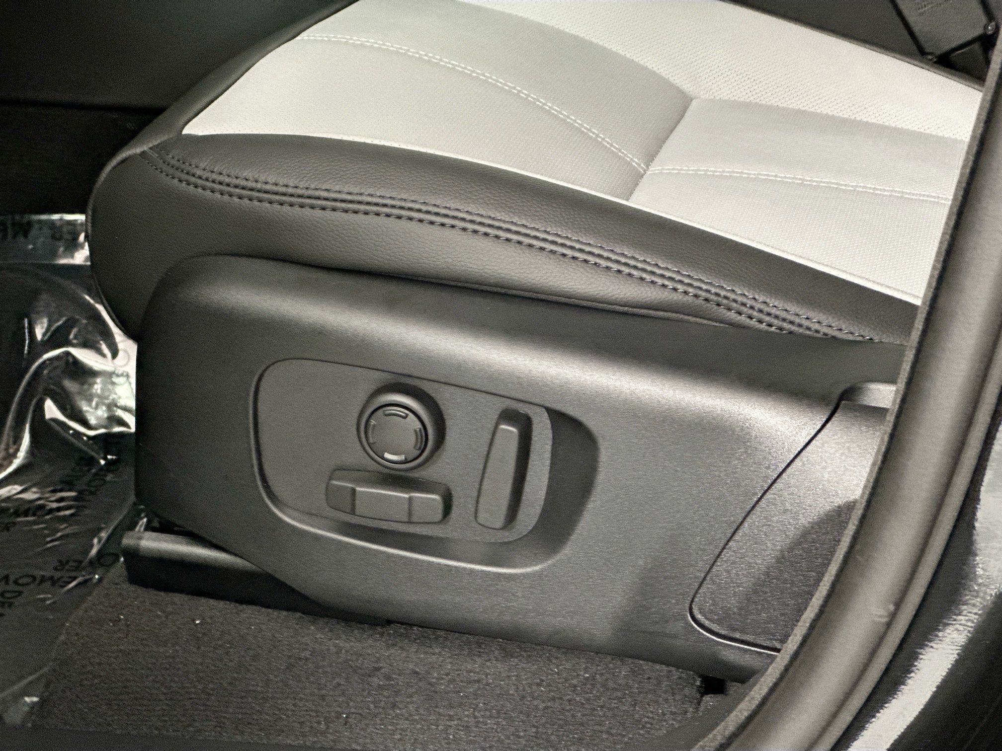 new 2026 Land Rover Range Rover Velar car, priced at $80,492