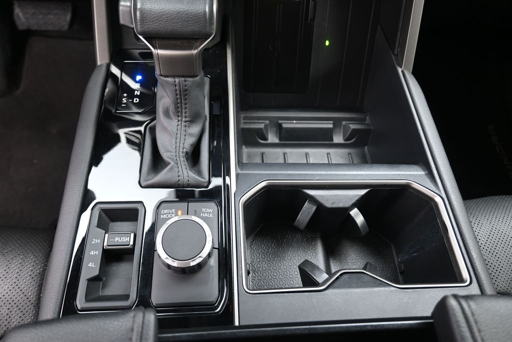 2024 Toyota Tundra Limited - 10