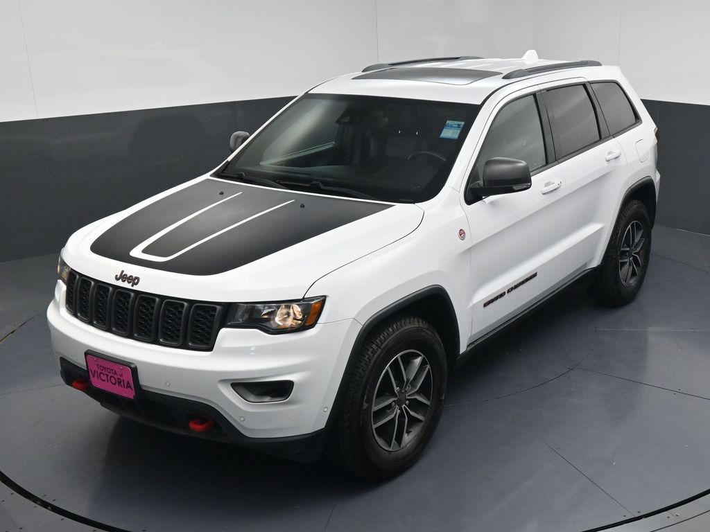 2019 Jeep Grand Cherokee Trailhawk White at Bayway Cadillac Southwest