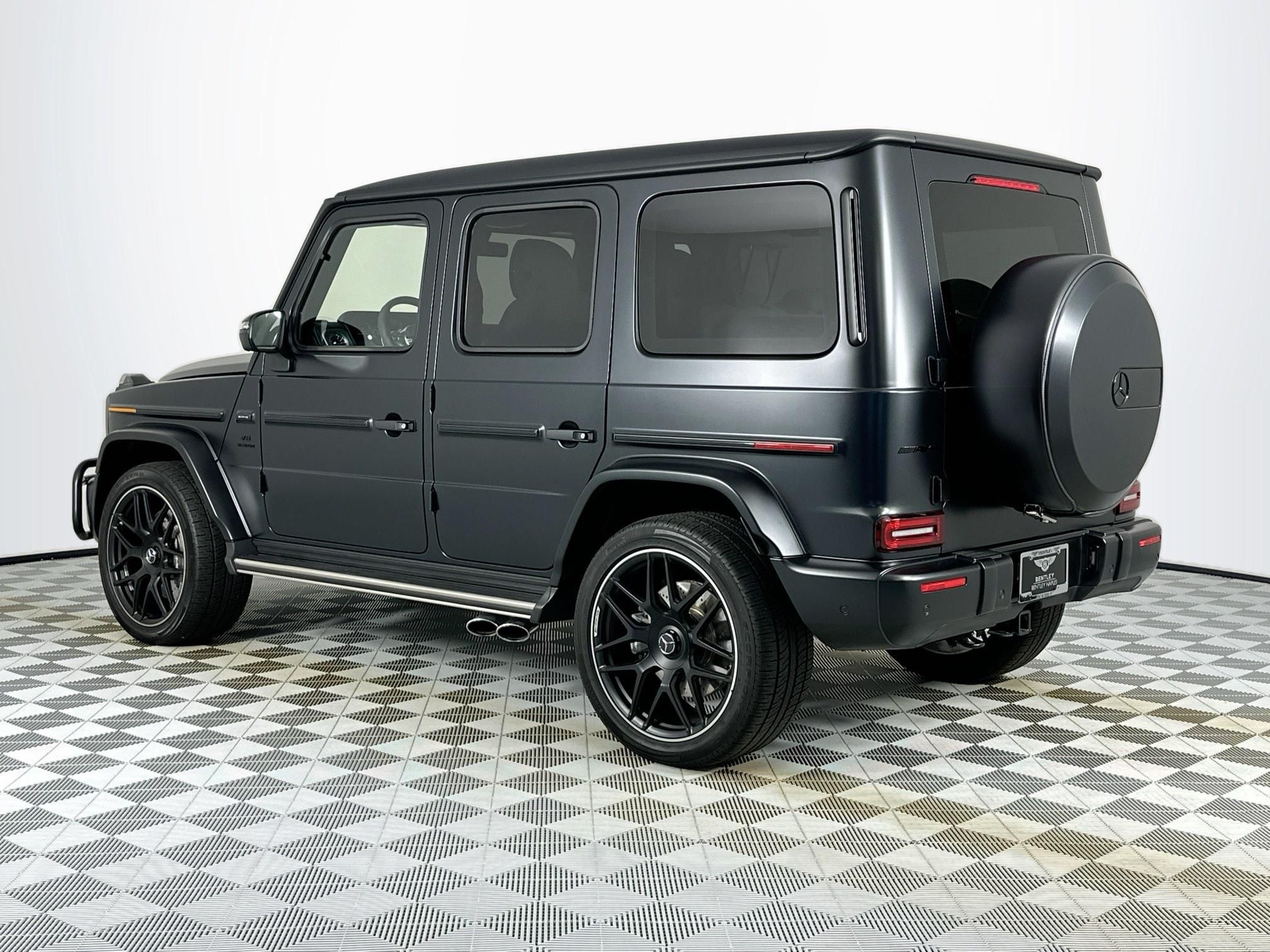 used 2022 Mercedes-Benz G-Class car, priced at $198,998