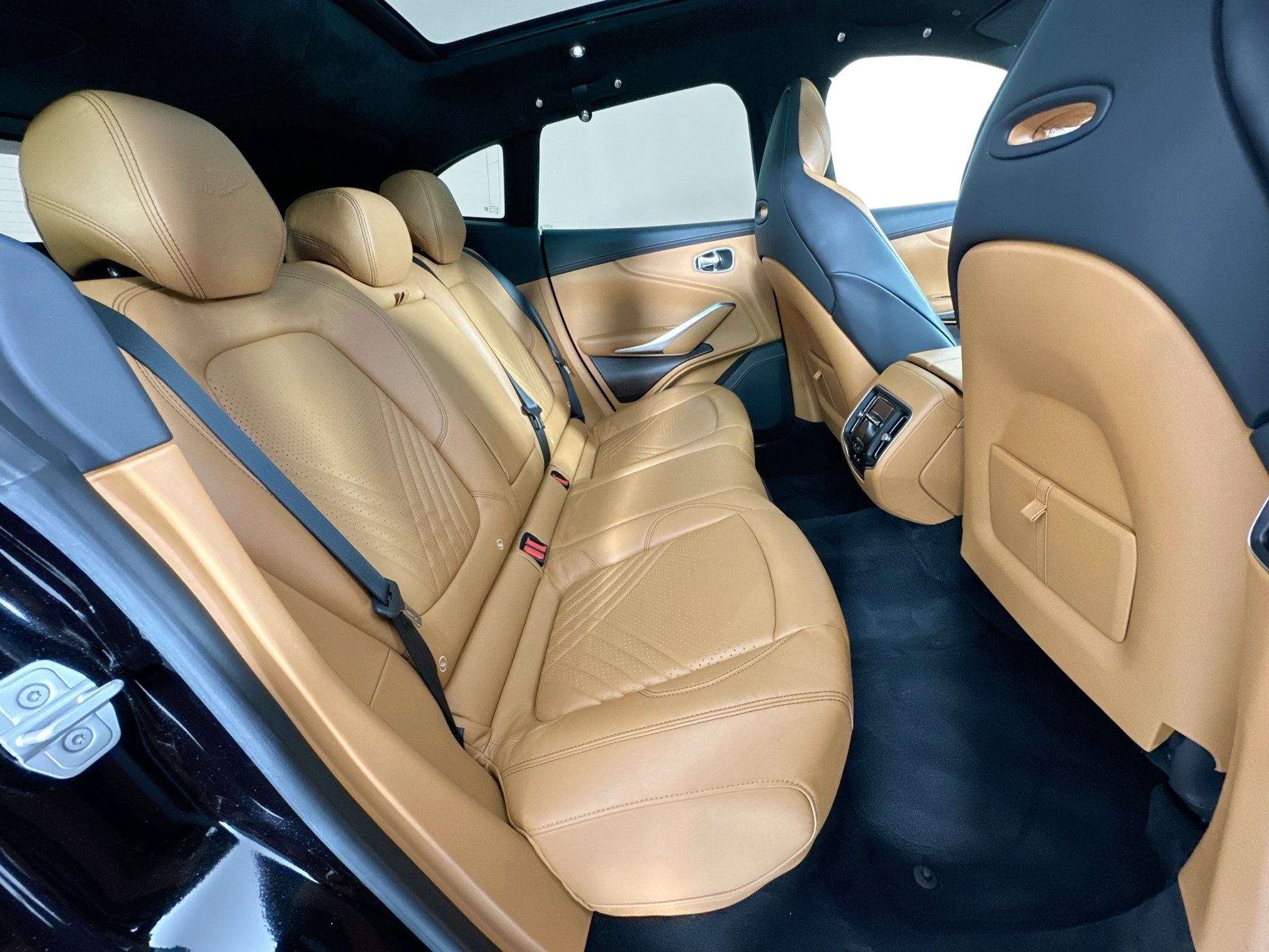 used 2022 Aston Martin DBX car, priced at $129,998