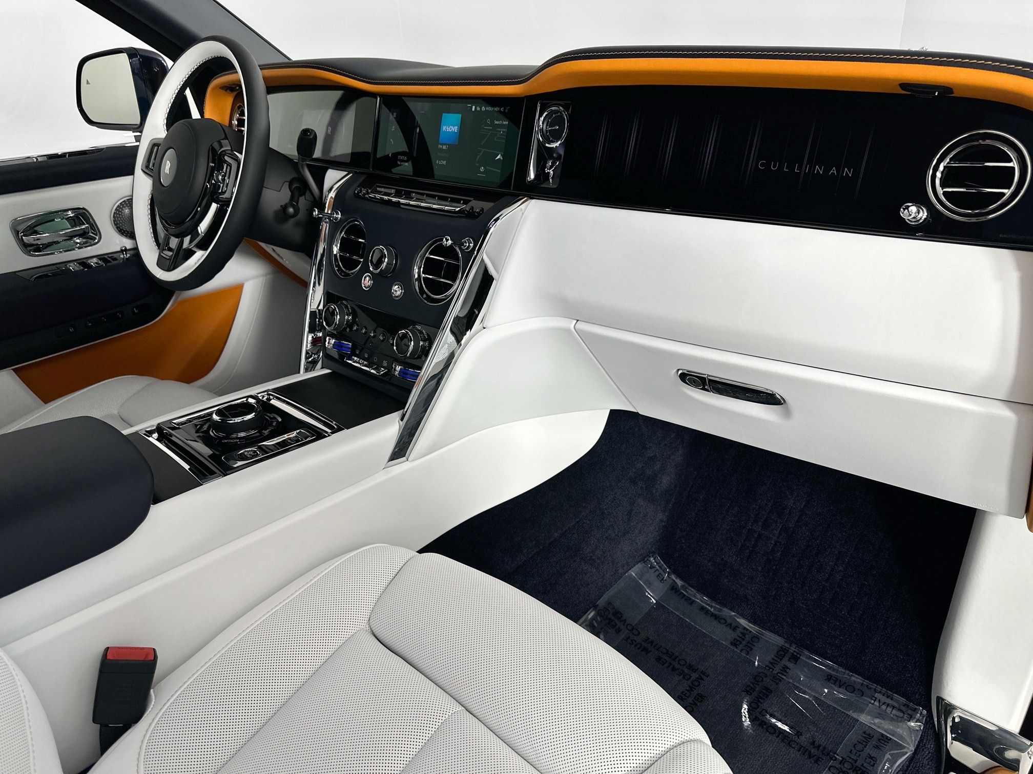 new 2027 Rolls-Royce Cullinan car, priced at $527,250