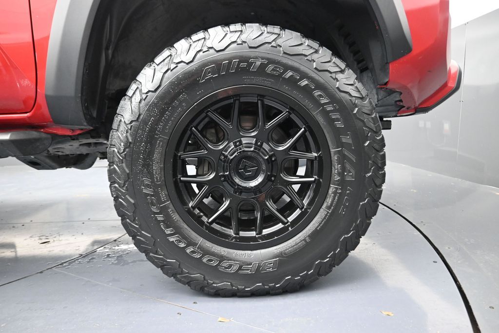 2023 Toyota Tacoma TRD Off-Road - 4