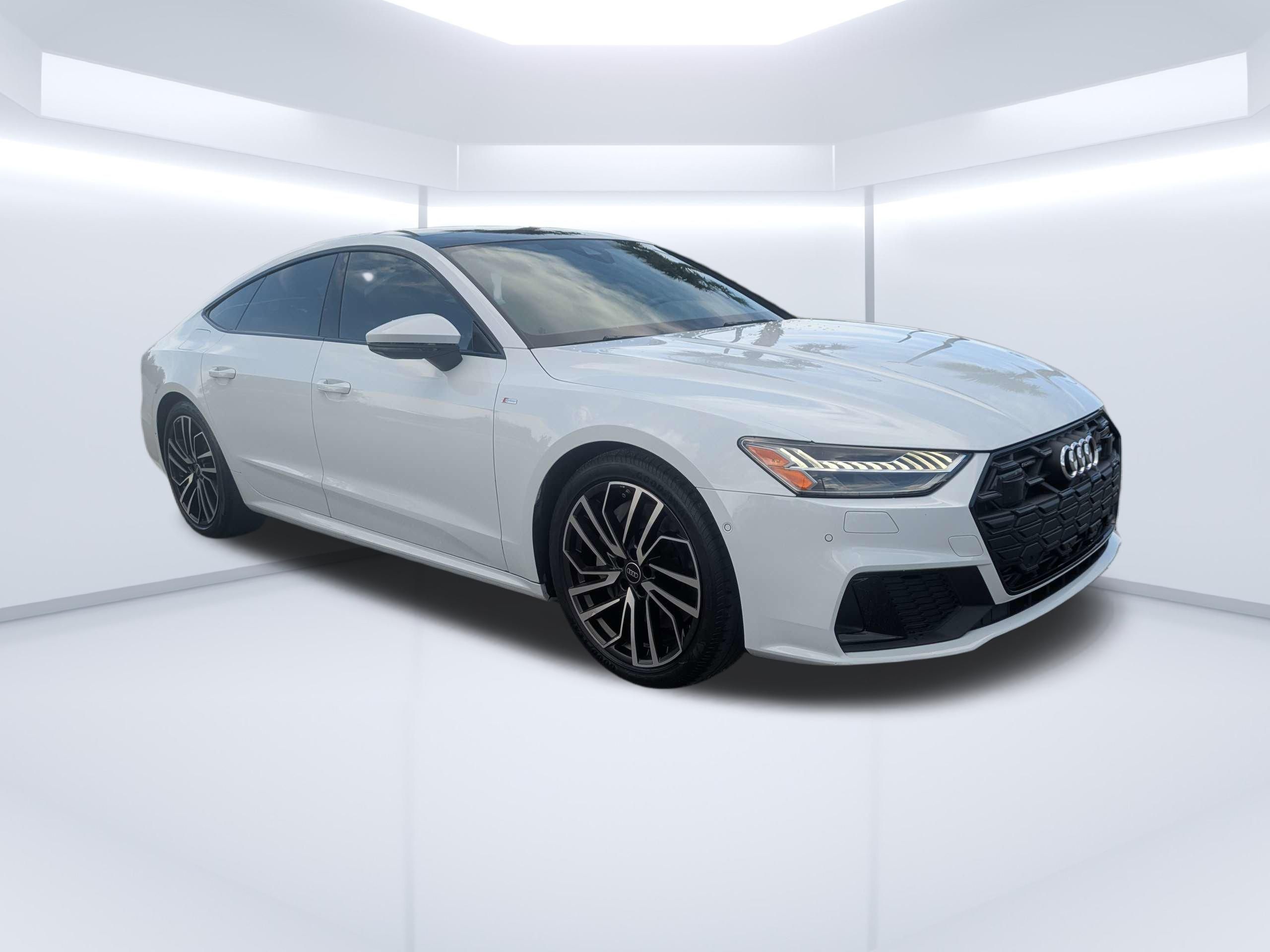 2025 Audi A7 55 Premium Plus S tronic quattro's photo