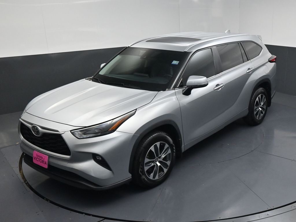 2024 Toyota Highlander XLE Silver at Monument Chevrolet