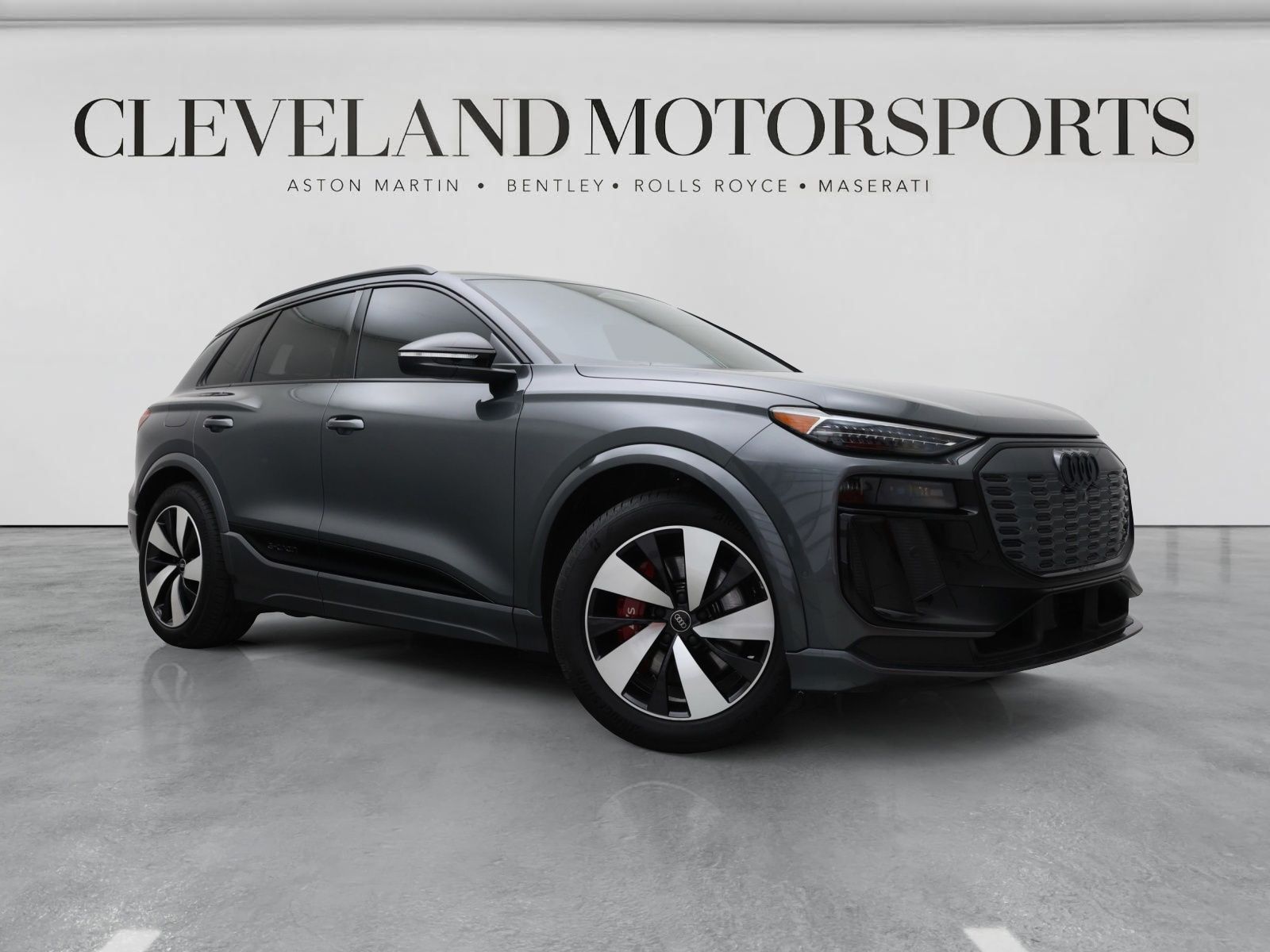 Daytona Gray Pearl 2025 Audi SQ6 e-tron SUV / Crossover All-Wheel Drive Automatic