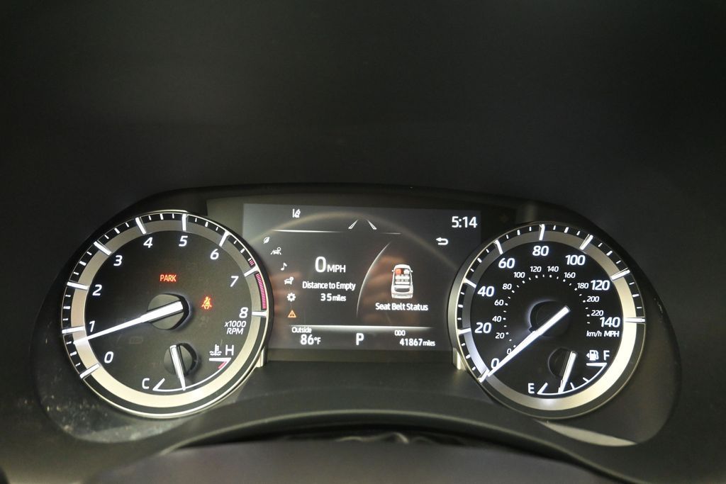 2022 Toyota Highlander XLE Silver at Don McGill Toyota