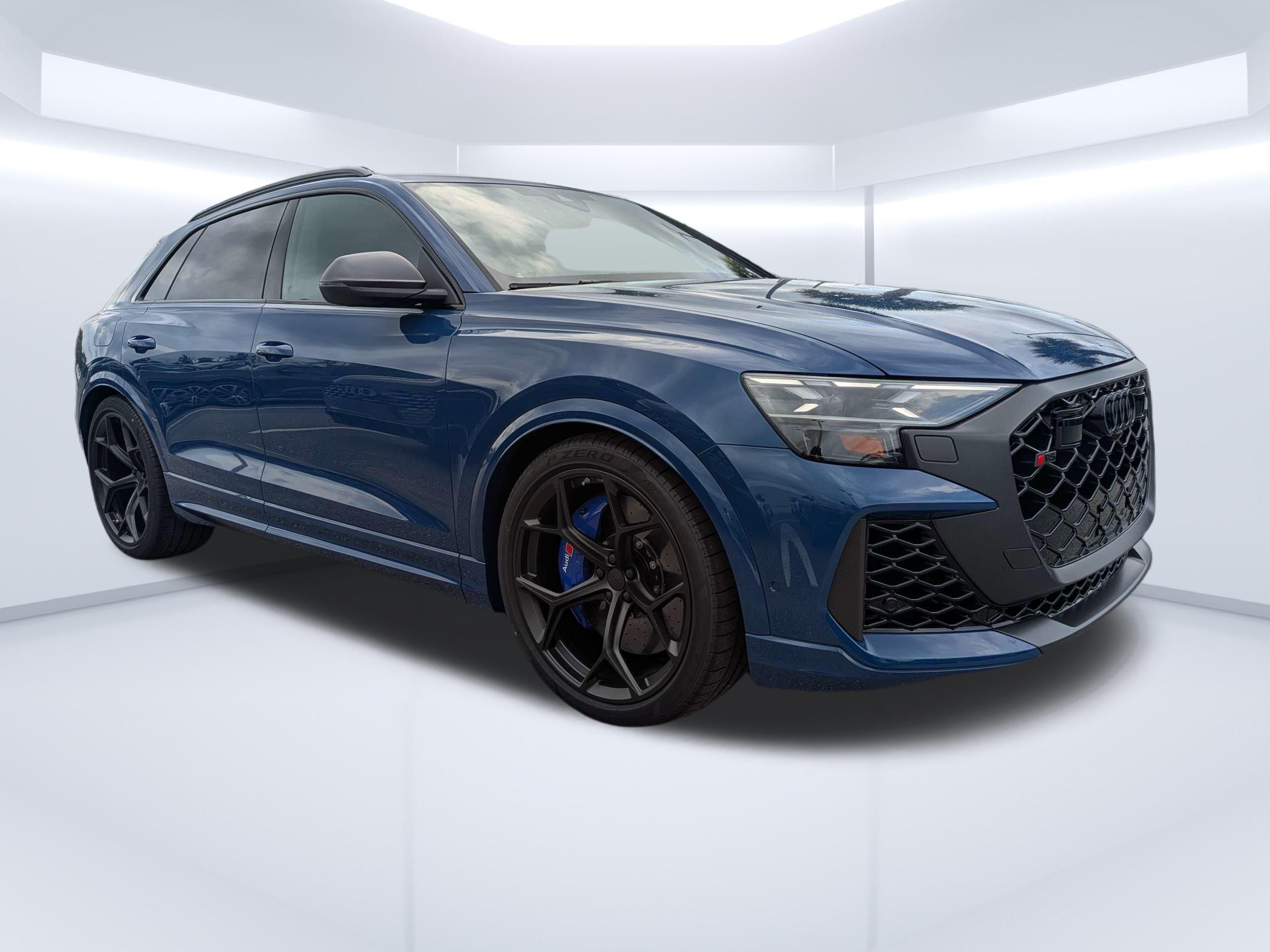 2026 Audi RS Q8 -'s photo